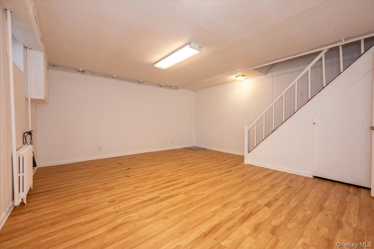 338 Pennyfield Avenue Property Photo 16