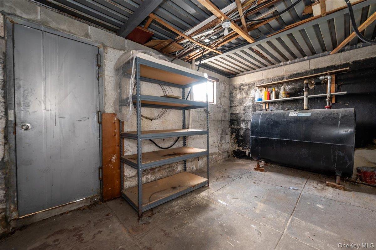 338 Pennyfield Avenue Property Photo 17