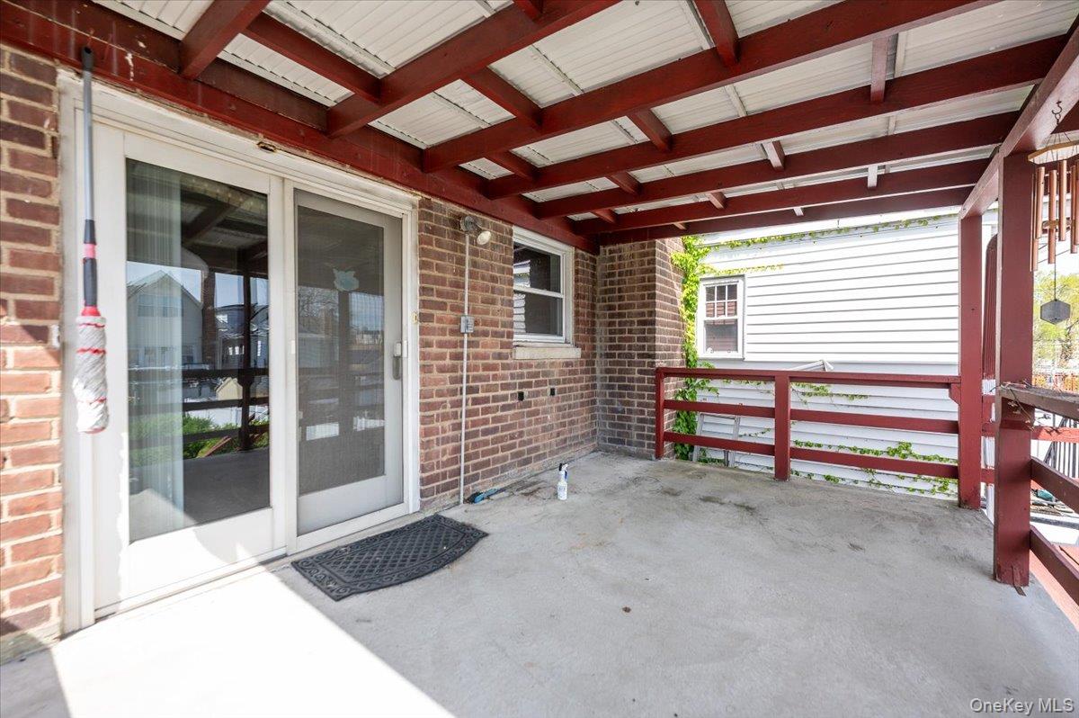 338 Pennyfield Avenue Property Photo 18