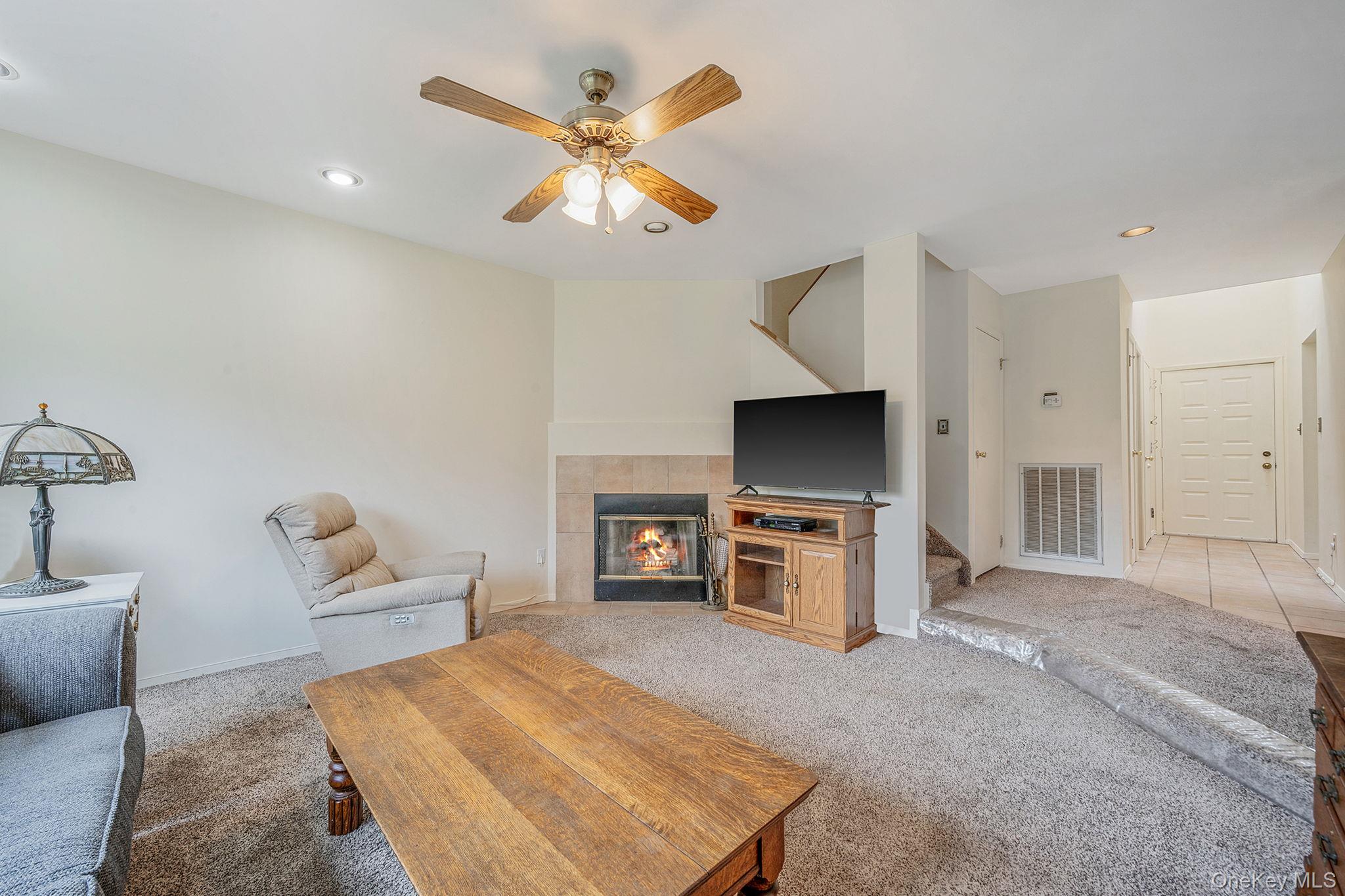 47 Madder Lake Circle Property Photo 9