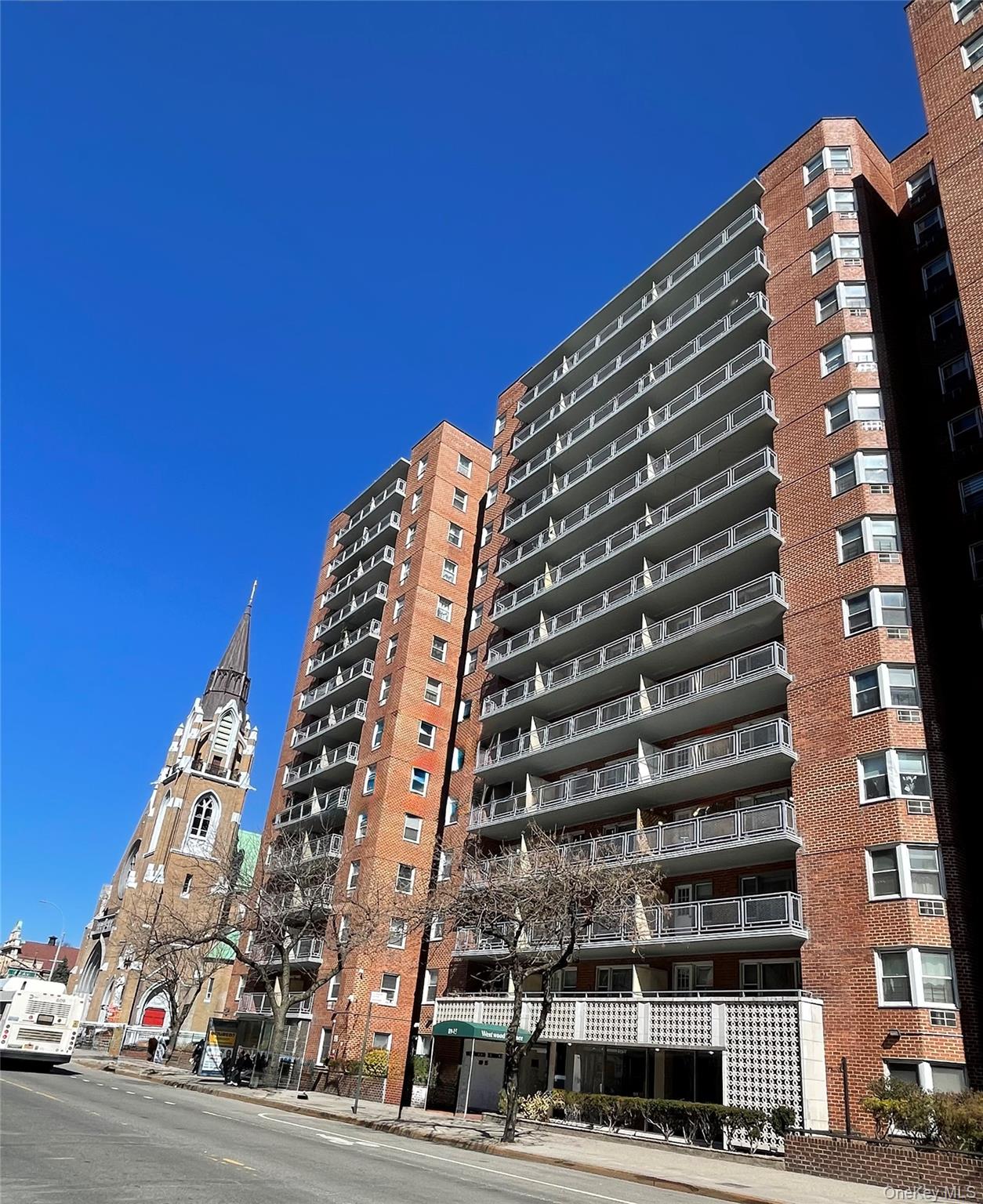 89-15 Parsons Boulevard 15D Property Photo 1