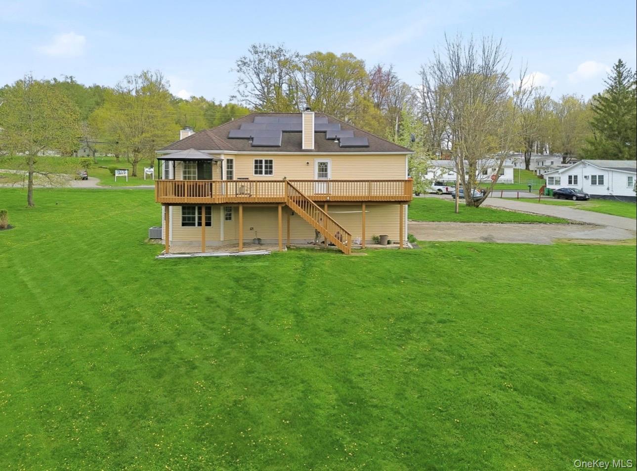 199 Old Sylvan Lake Road Property Photo 4