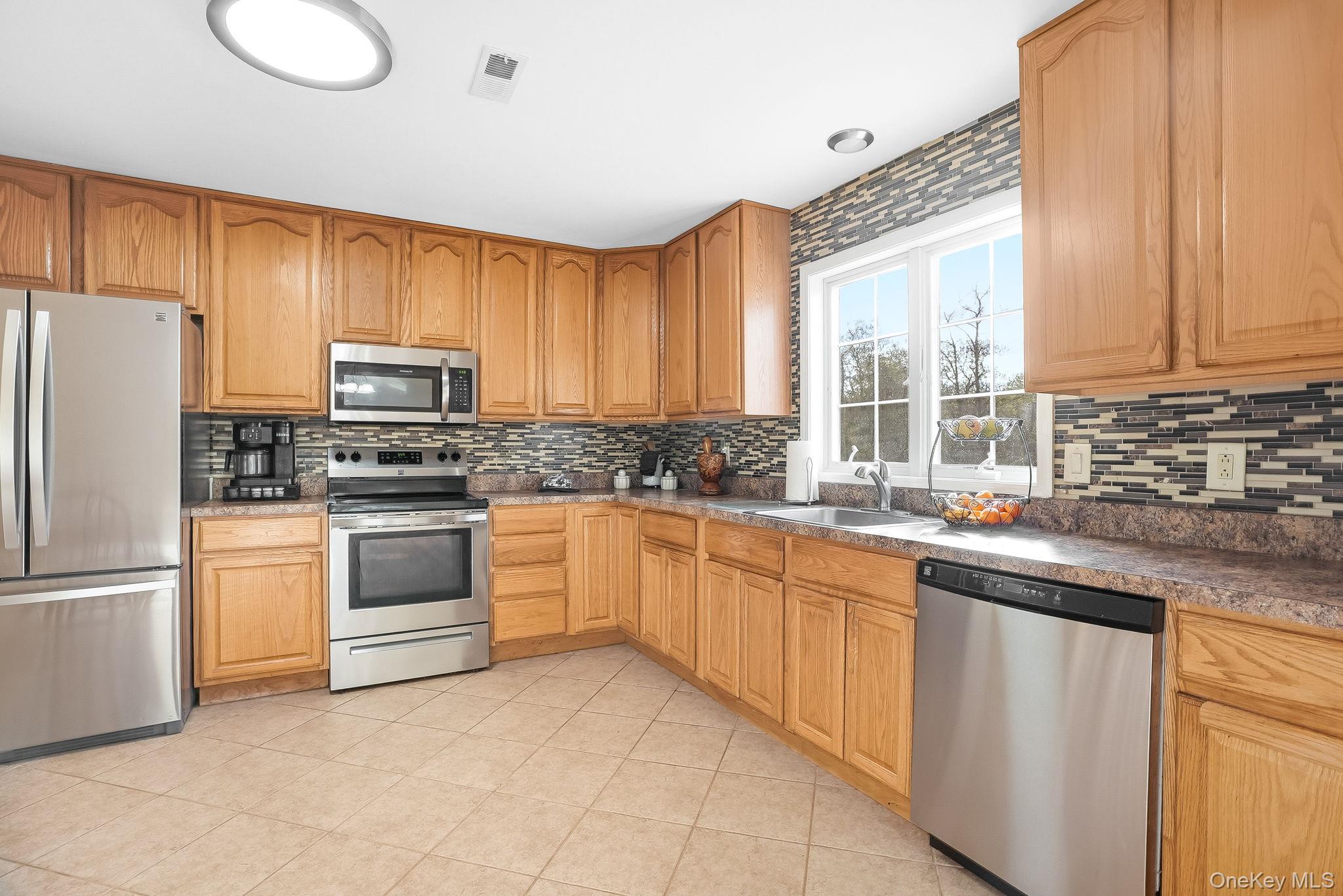 199 Old Sylvan Lake Road Property Photo 12