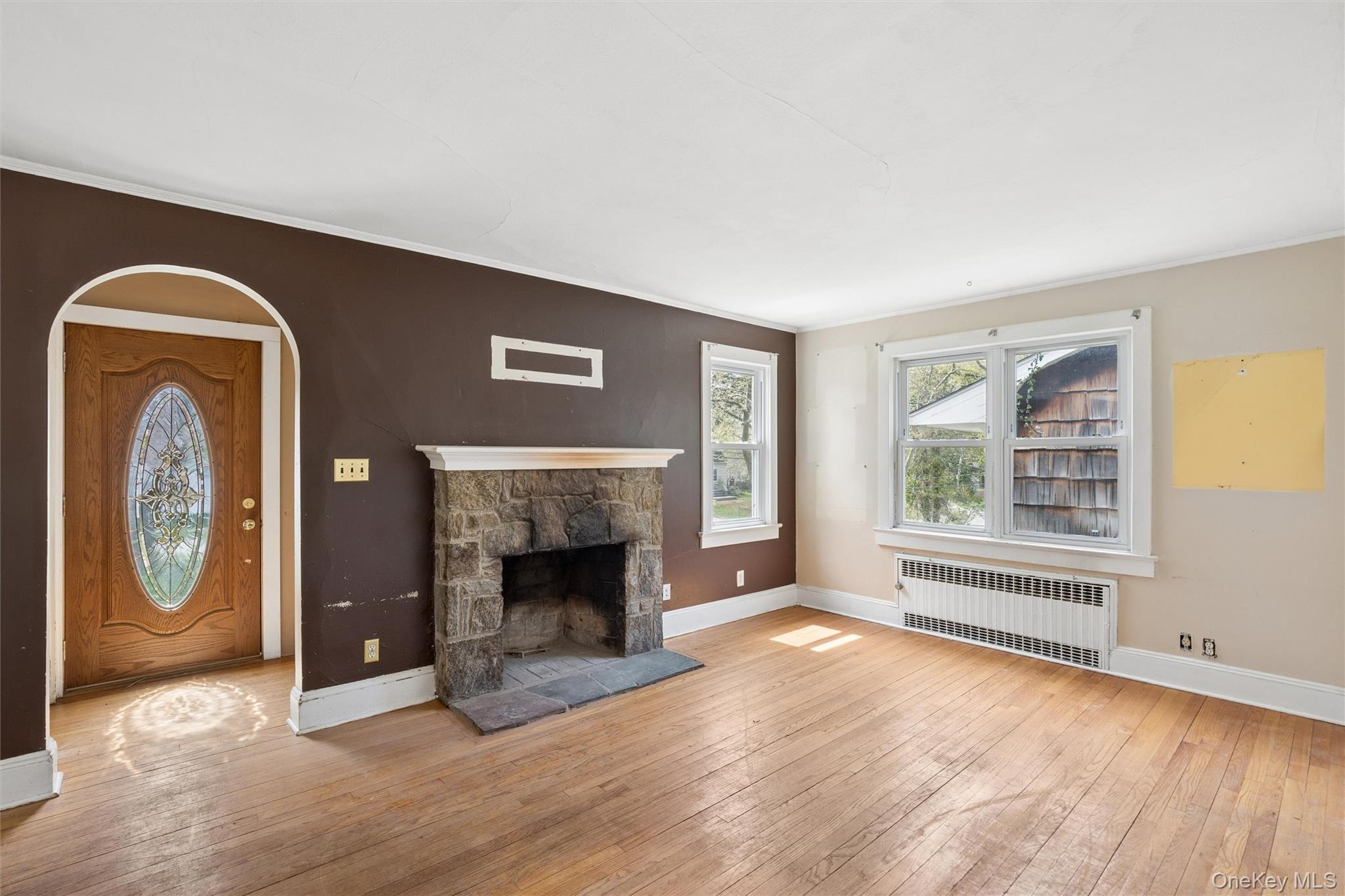 107 E 25th Street Property Photo 6