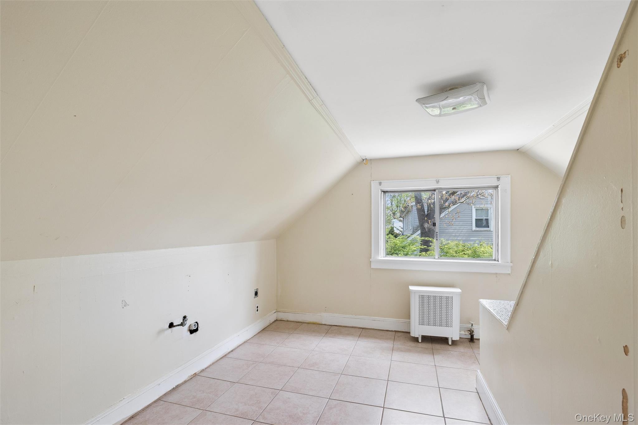 107 E 25th Street Property Photo 15
