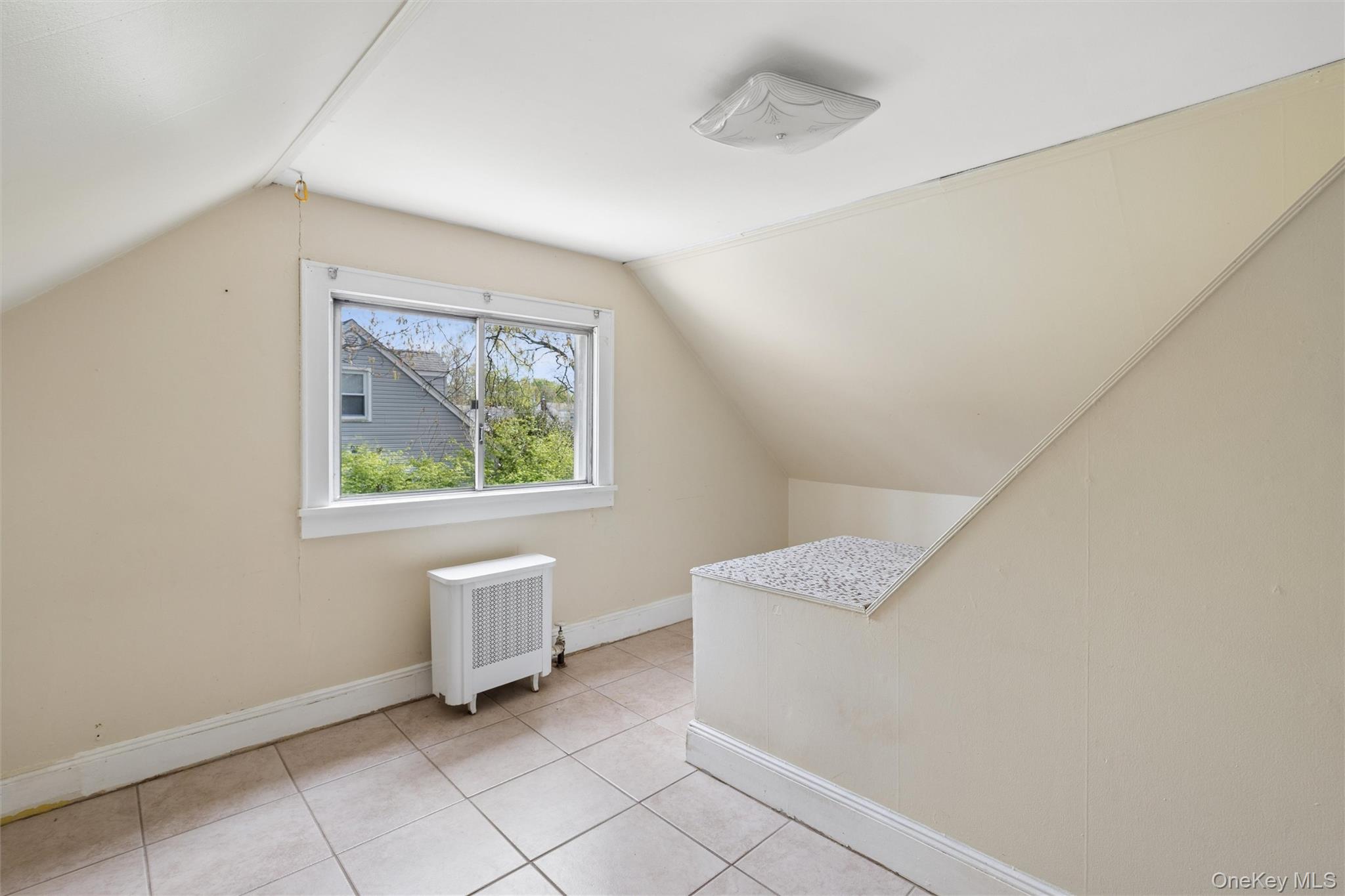 107 E 25th Street Property Photo 16