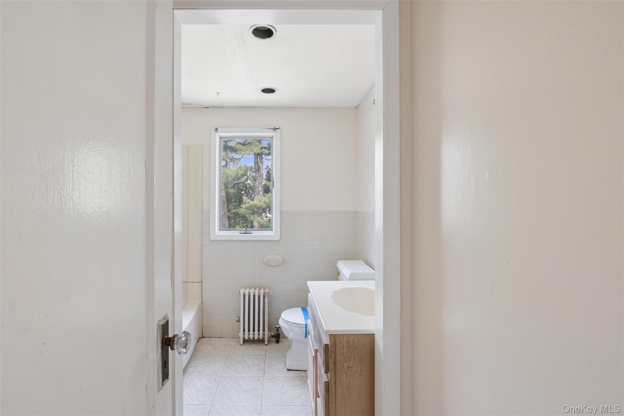 107 E 25th Street Property Photo 17