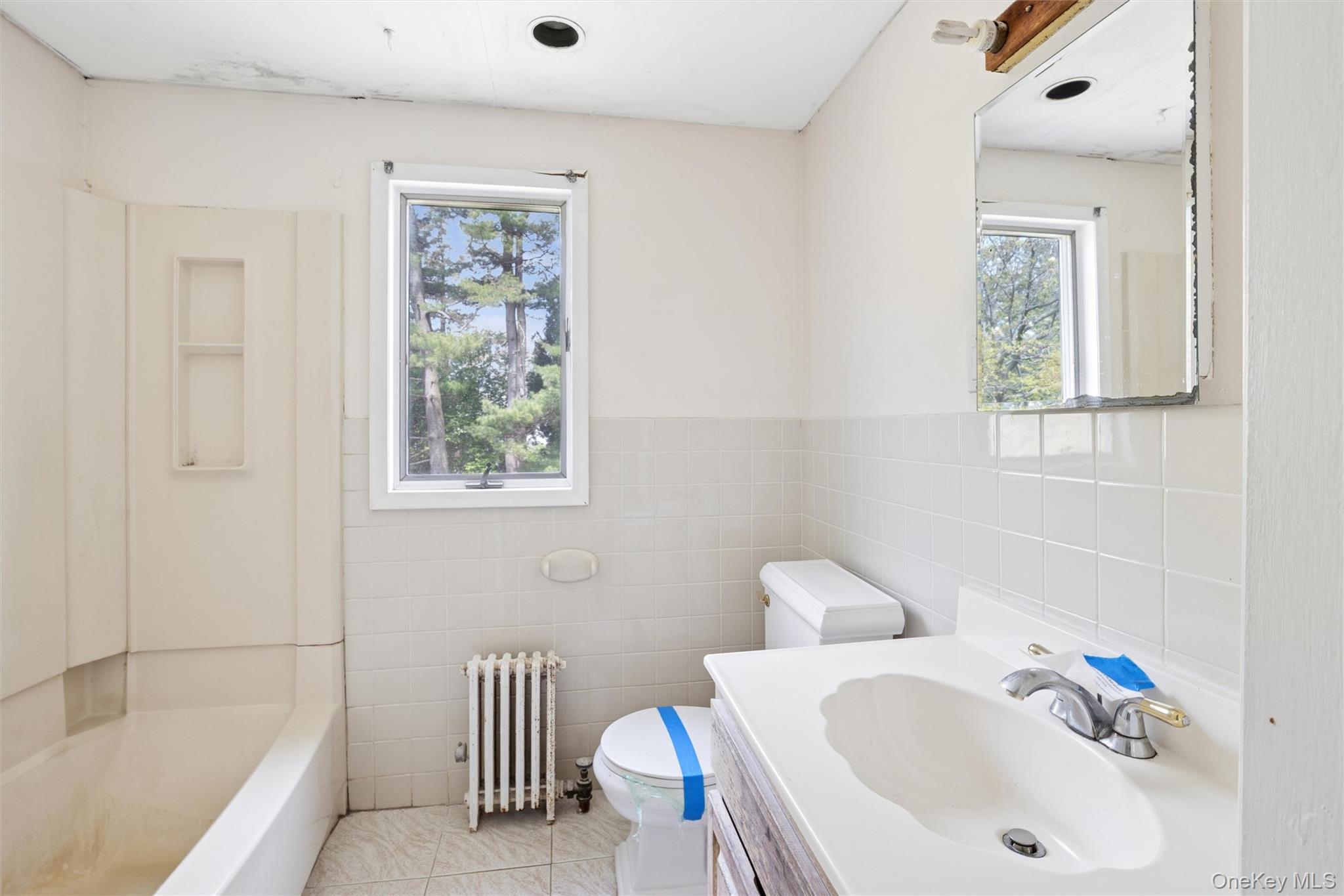 107 E 25th Street Property Photo 18
