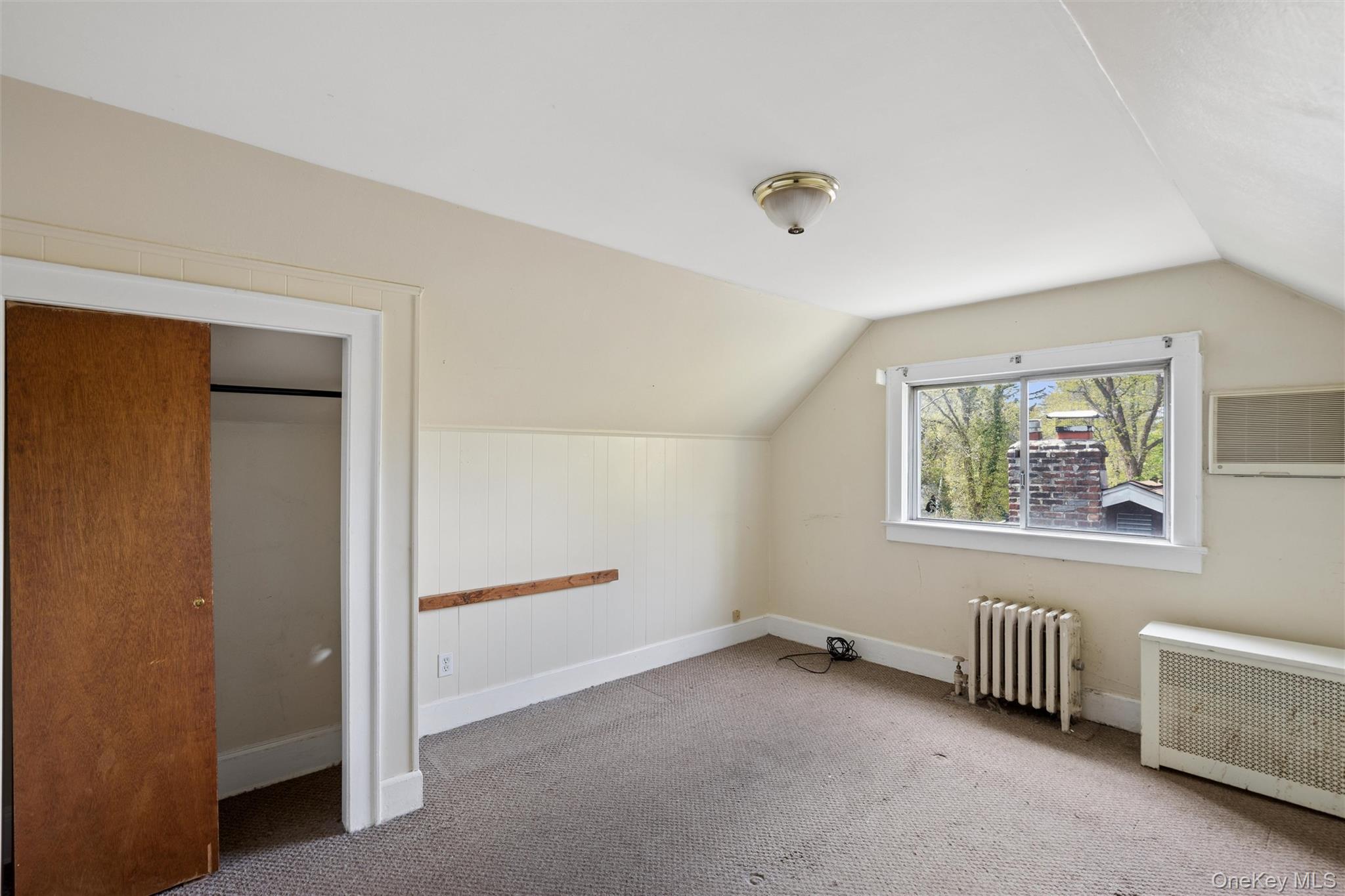 107 E 25th Street Property Photo 20