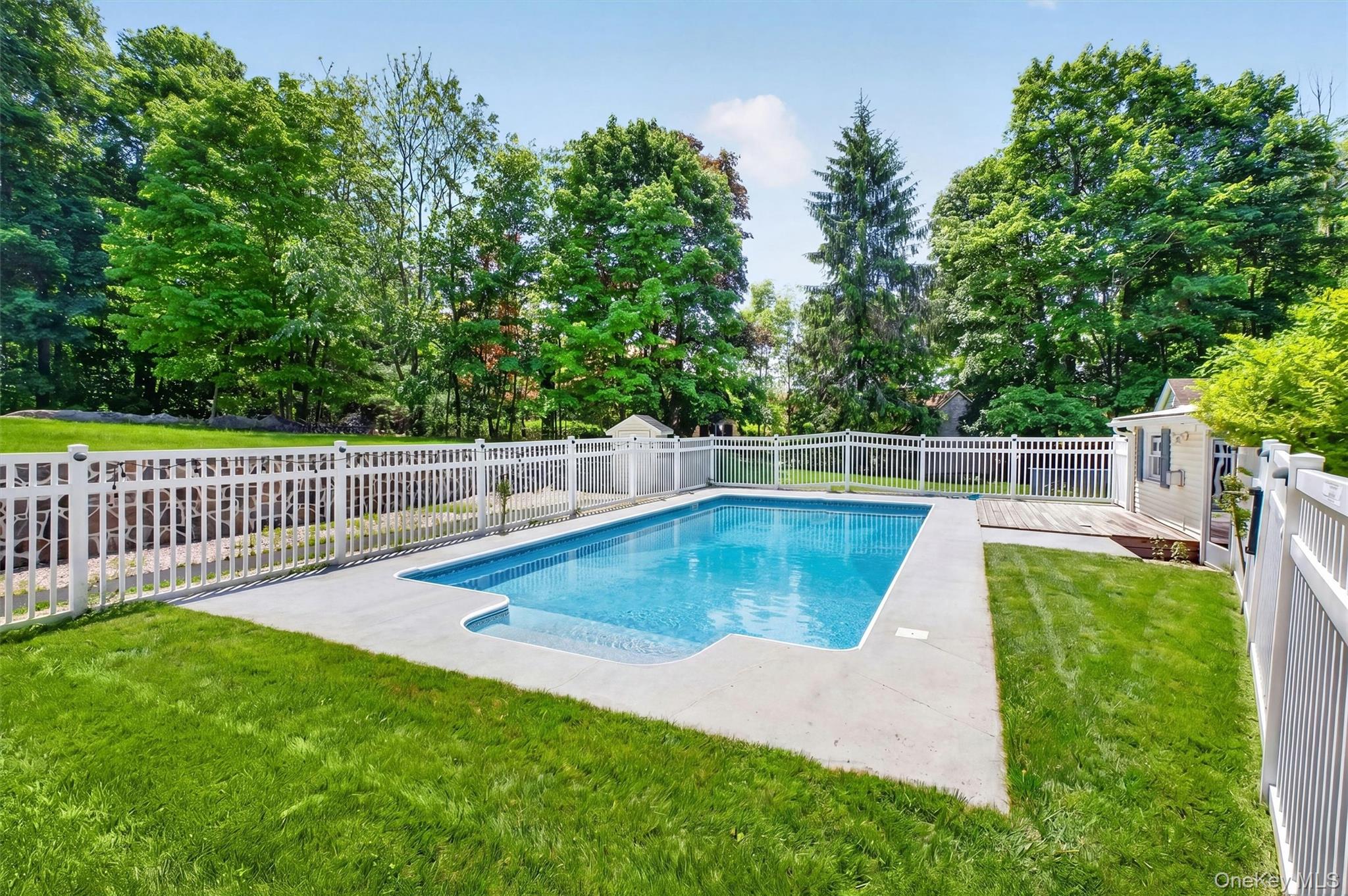 592 Long Pond Road Property Photo 31