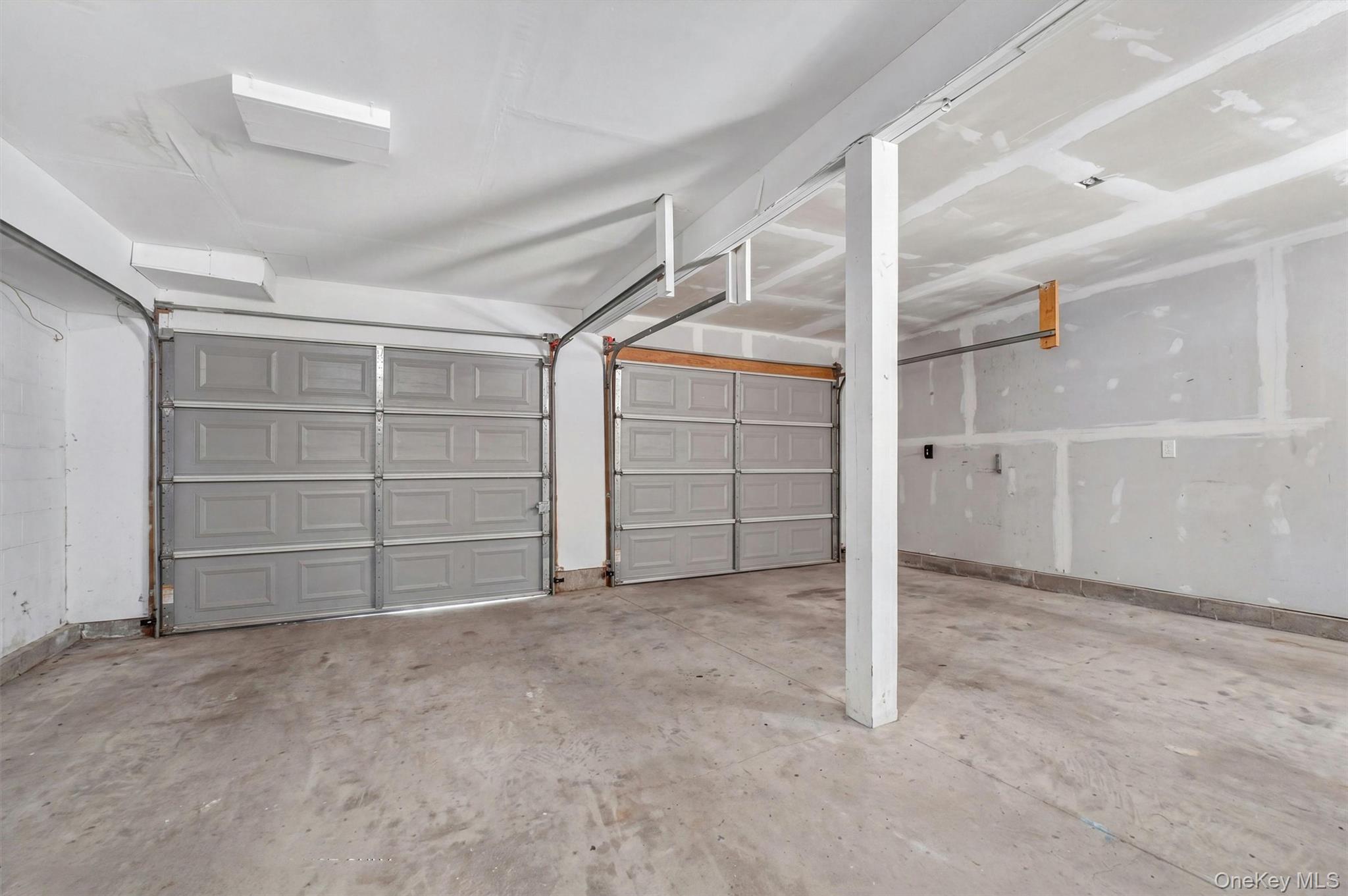 592 Long Pond Road Property Photo 44