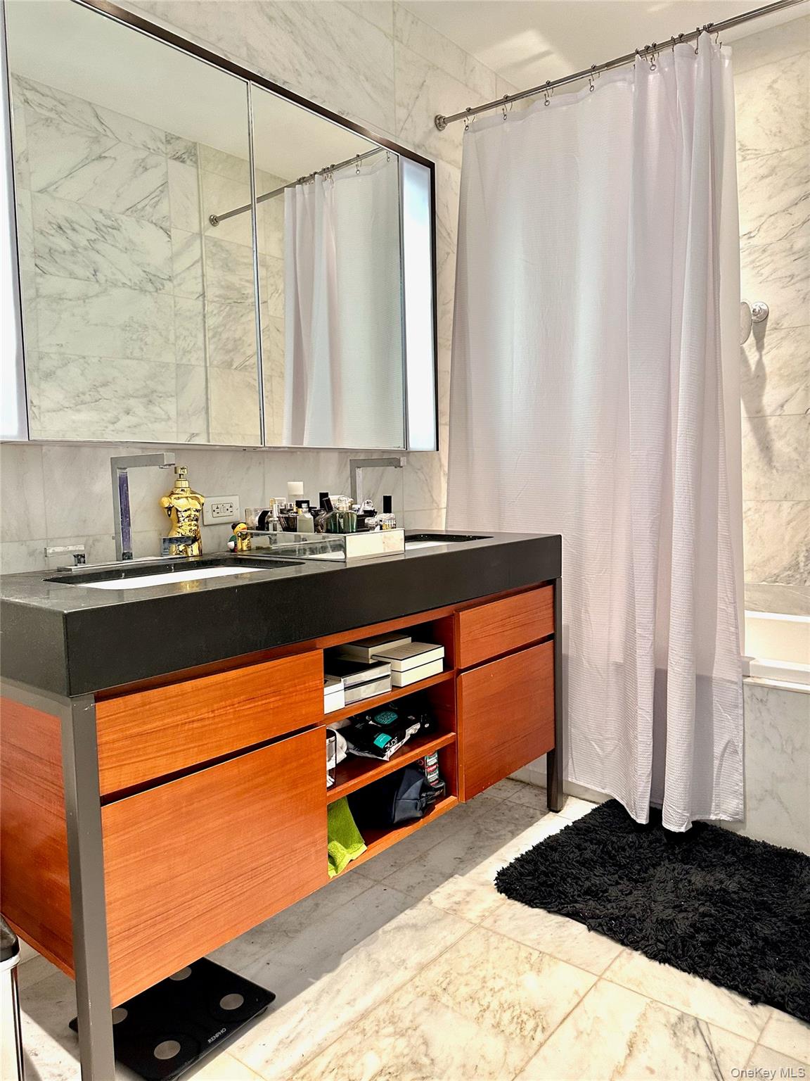 75 Wall Street 26q Property Photo 6