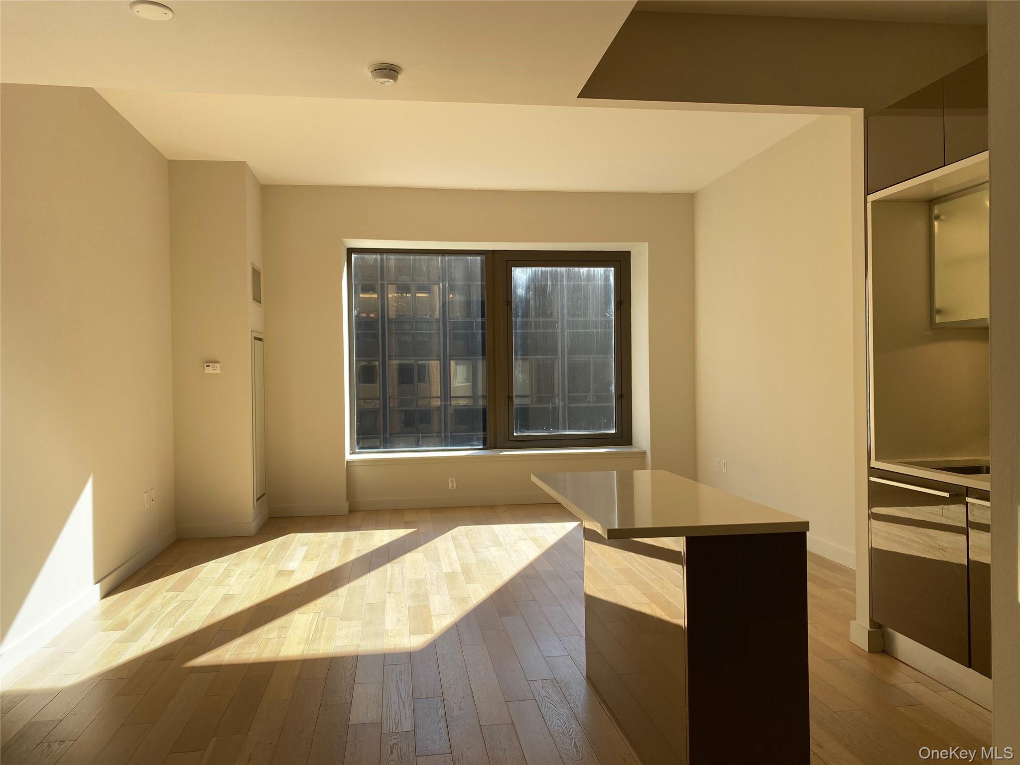 75 Wall Street 26q Property Photo 8