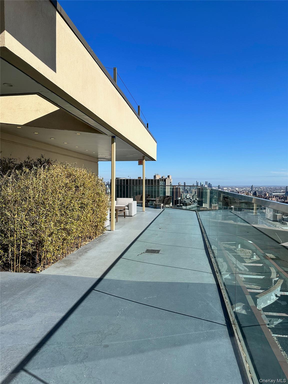 75 Wall Street 26q Property Photo 15