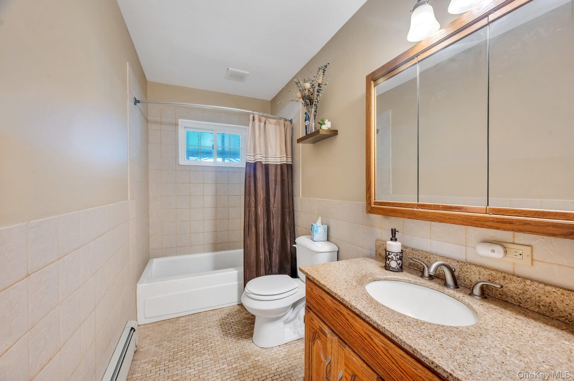 84 Oneida Avenue Property Photo 17