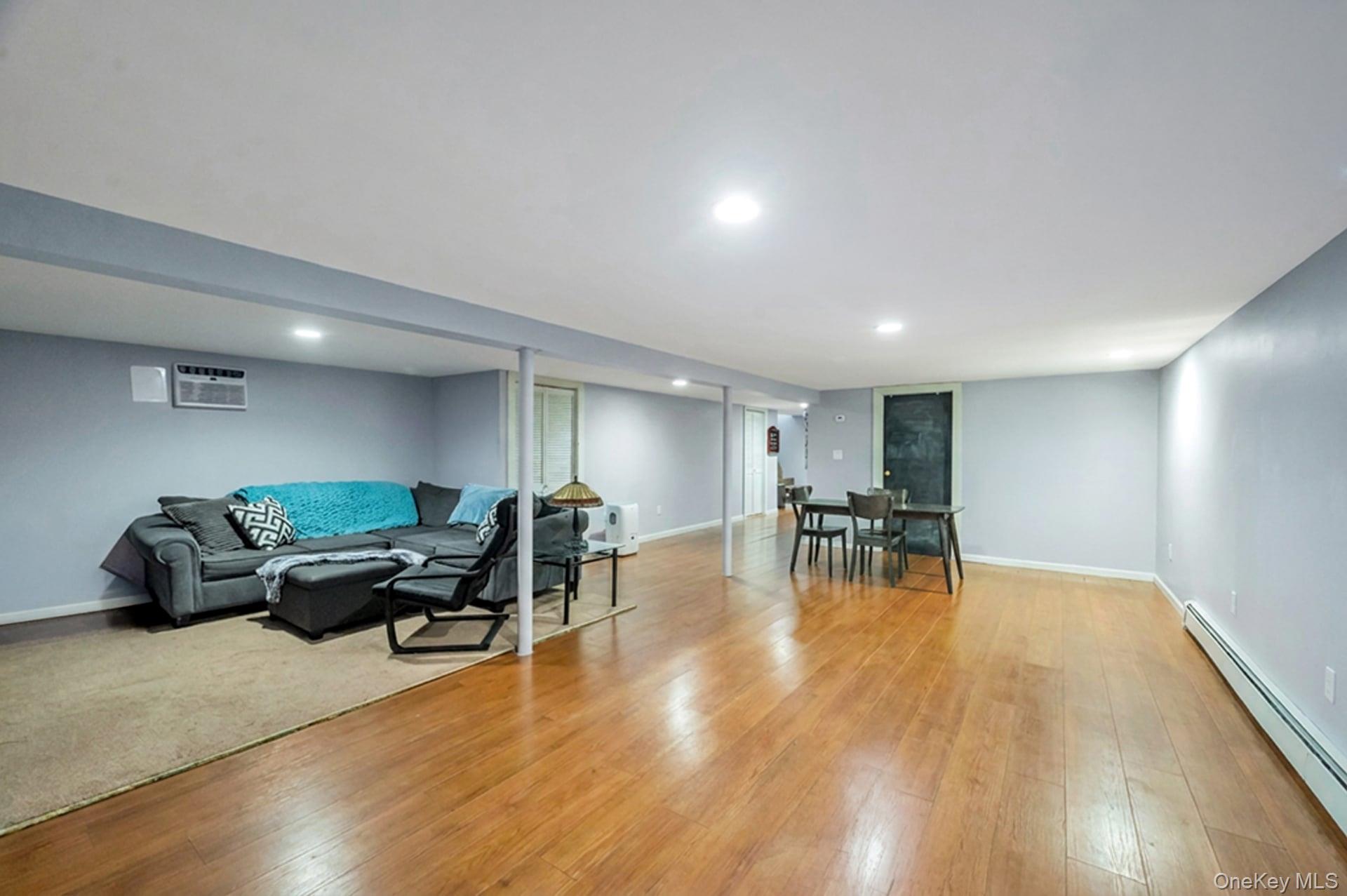 84 Oneida Avenue Property Photo 27