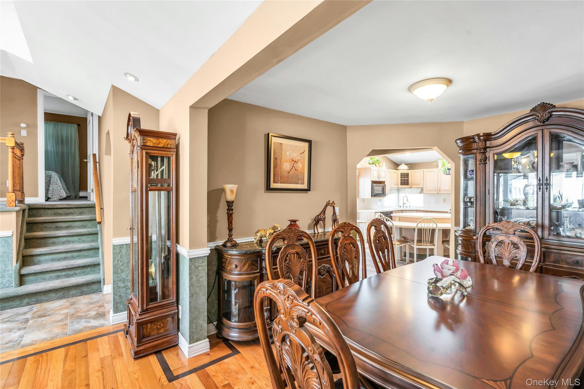 35 Peachtree Lane Property Photo 6