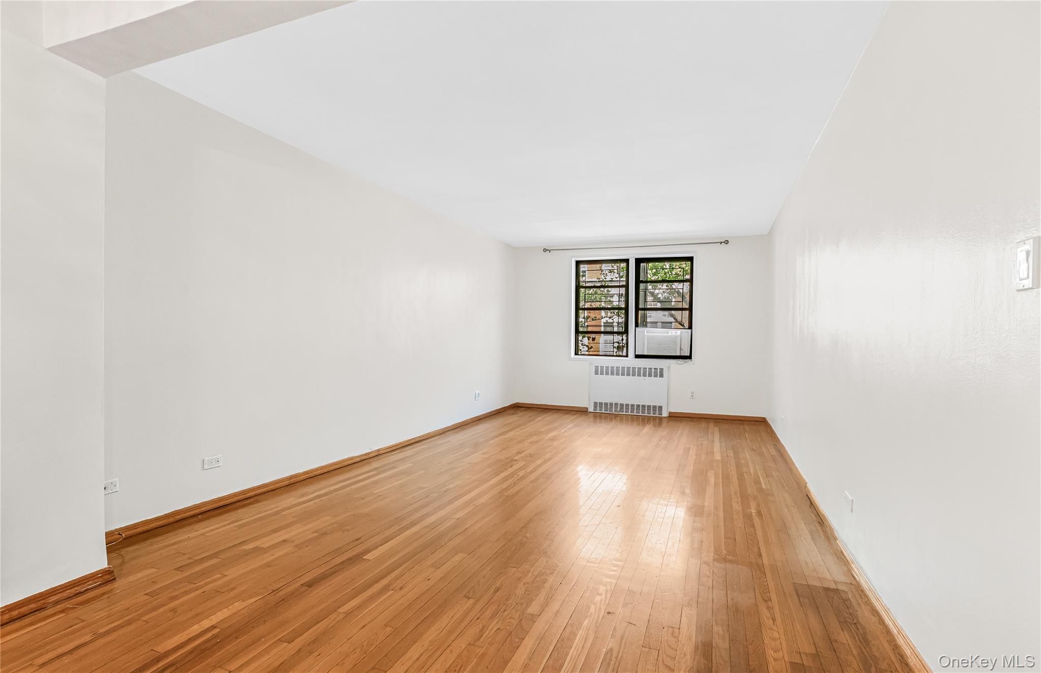 102-18 64th Avenue 2x Property Photo 4