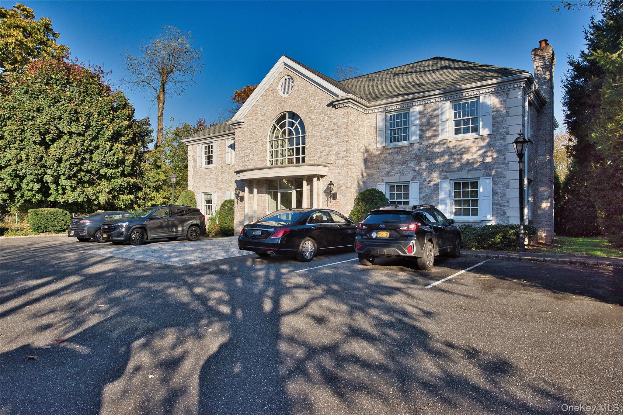 330 Willis Avenue 1 Property Photo 1