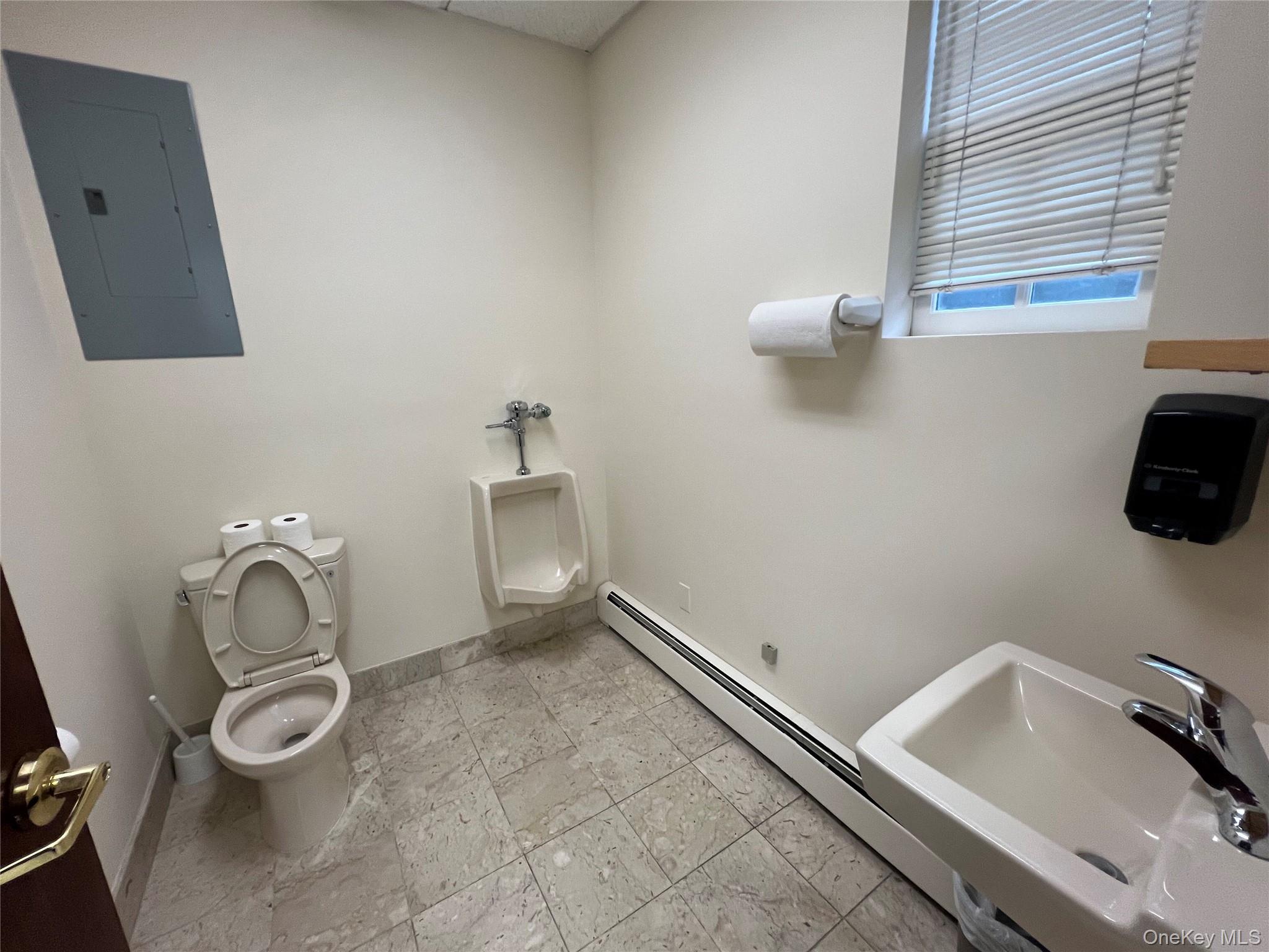 330 Willis Avenue 1 Property Photo 8