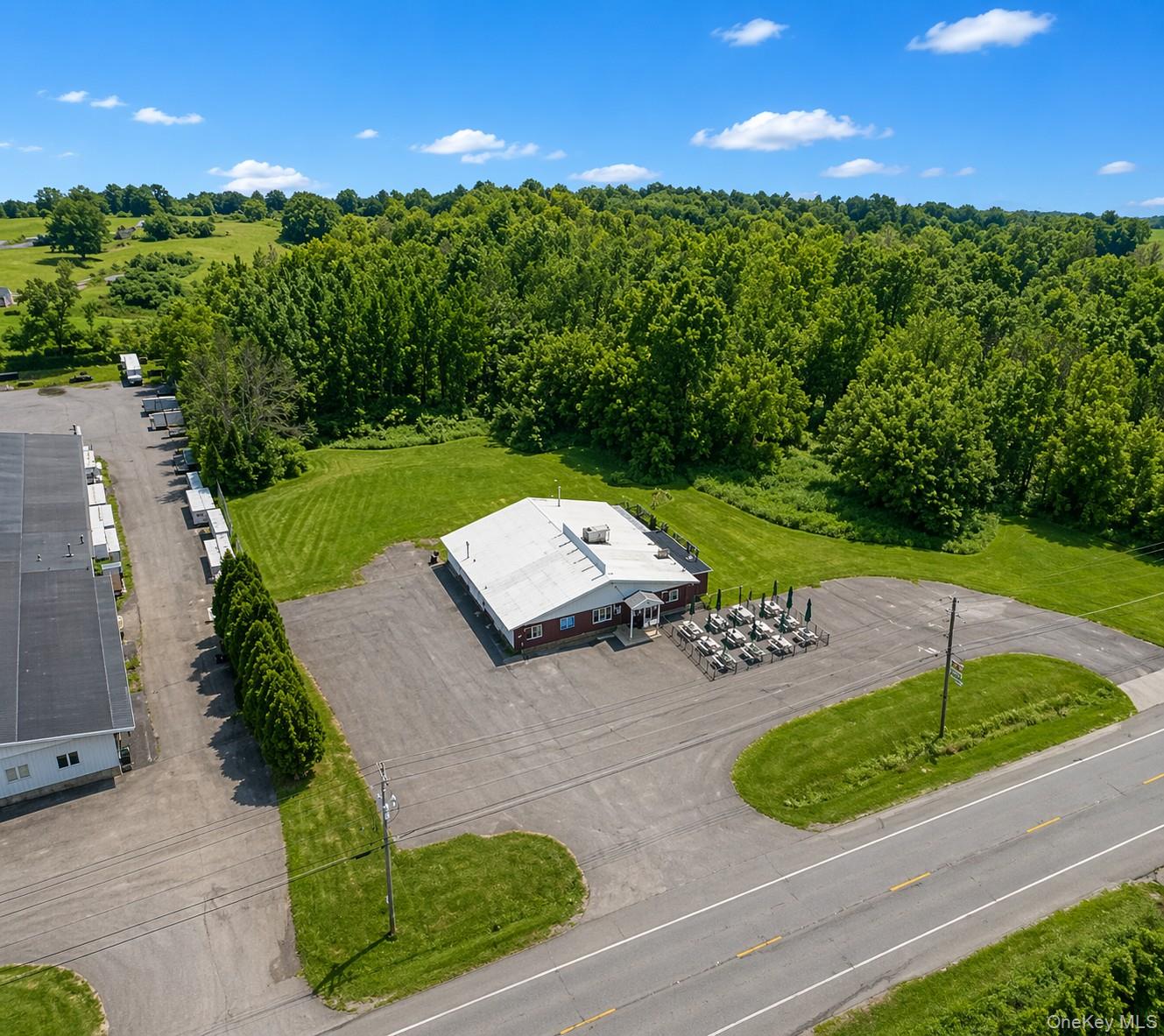 46 Ny-146 Property Photo 2