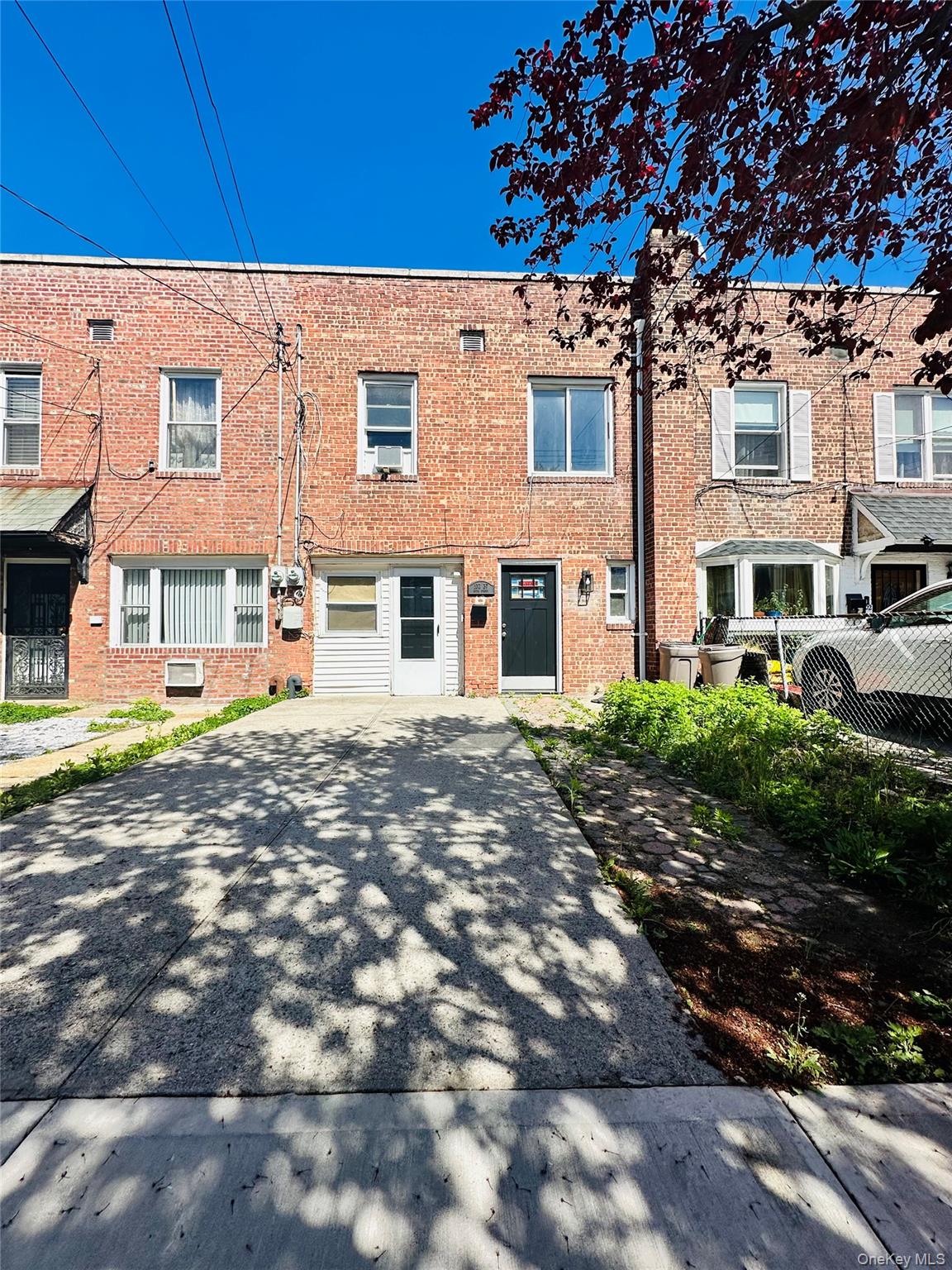 10237 187th Street Property Photo 2