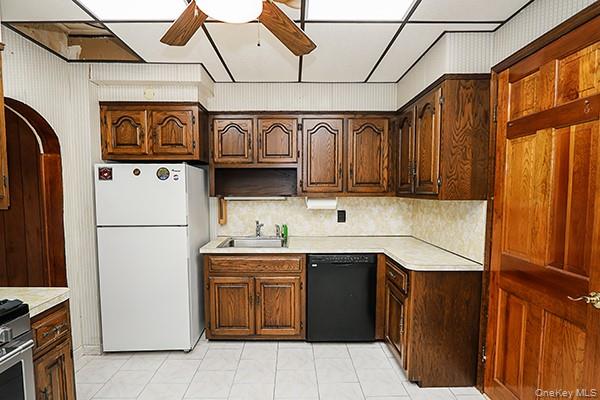 7746 79th Place Property Photo 15