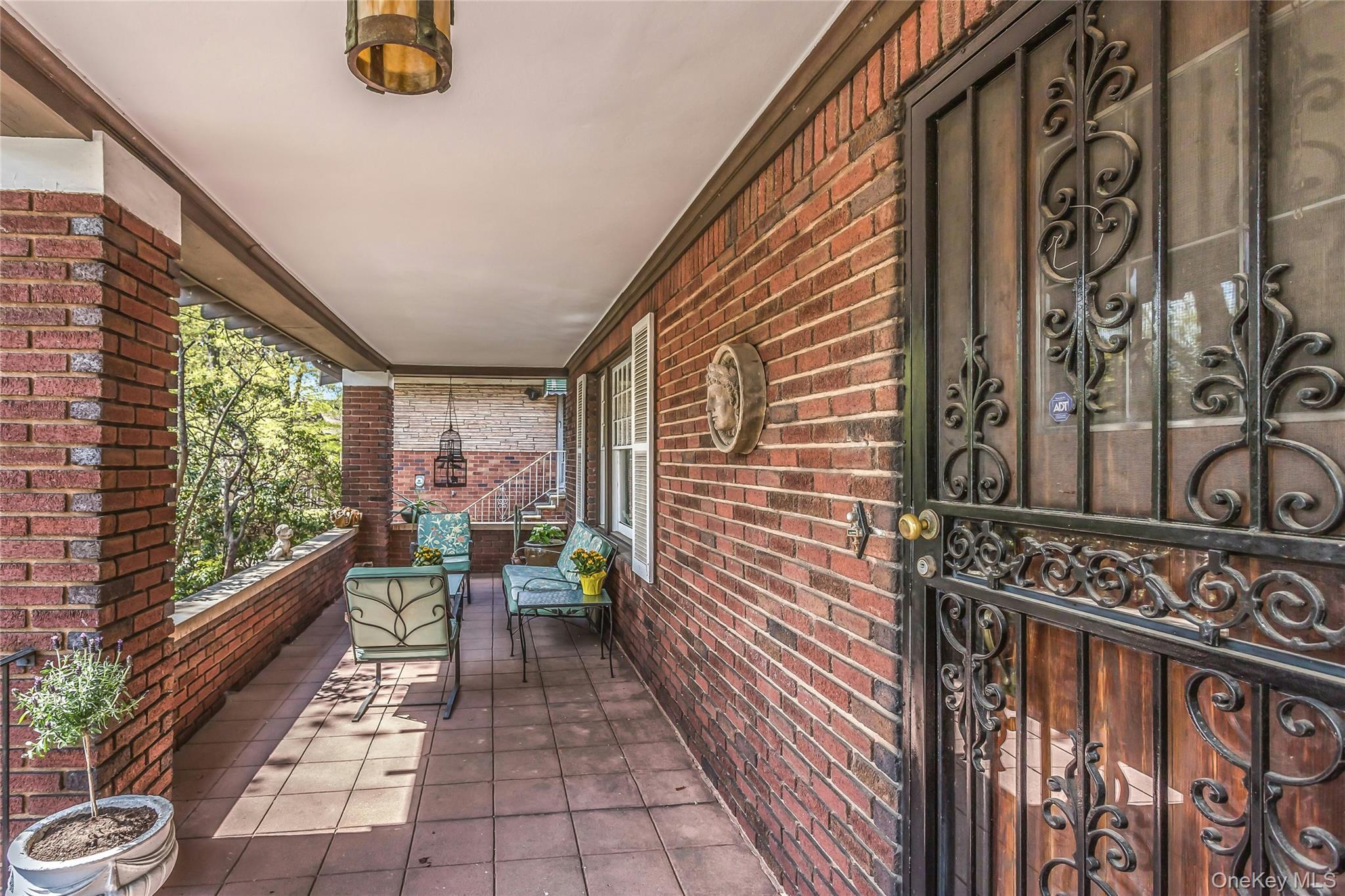 116 82nd Road Property Photo 5