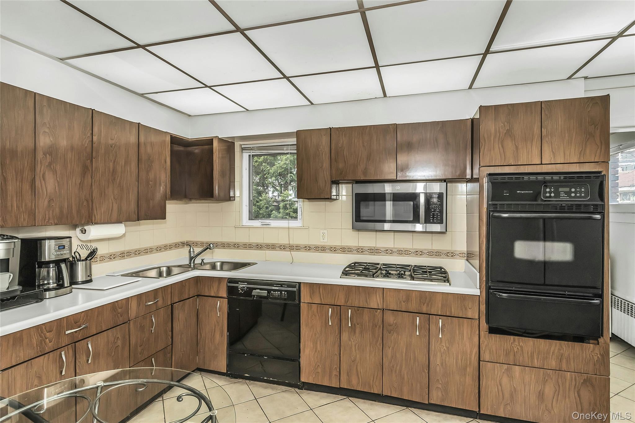 116 82nd Road Property Photo 15