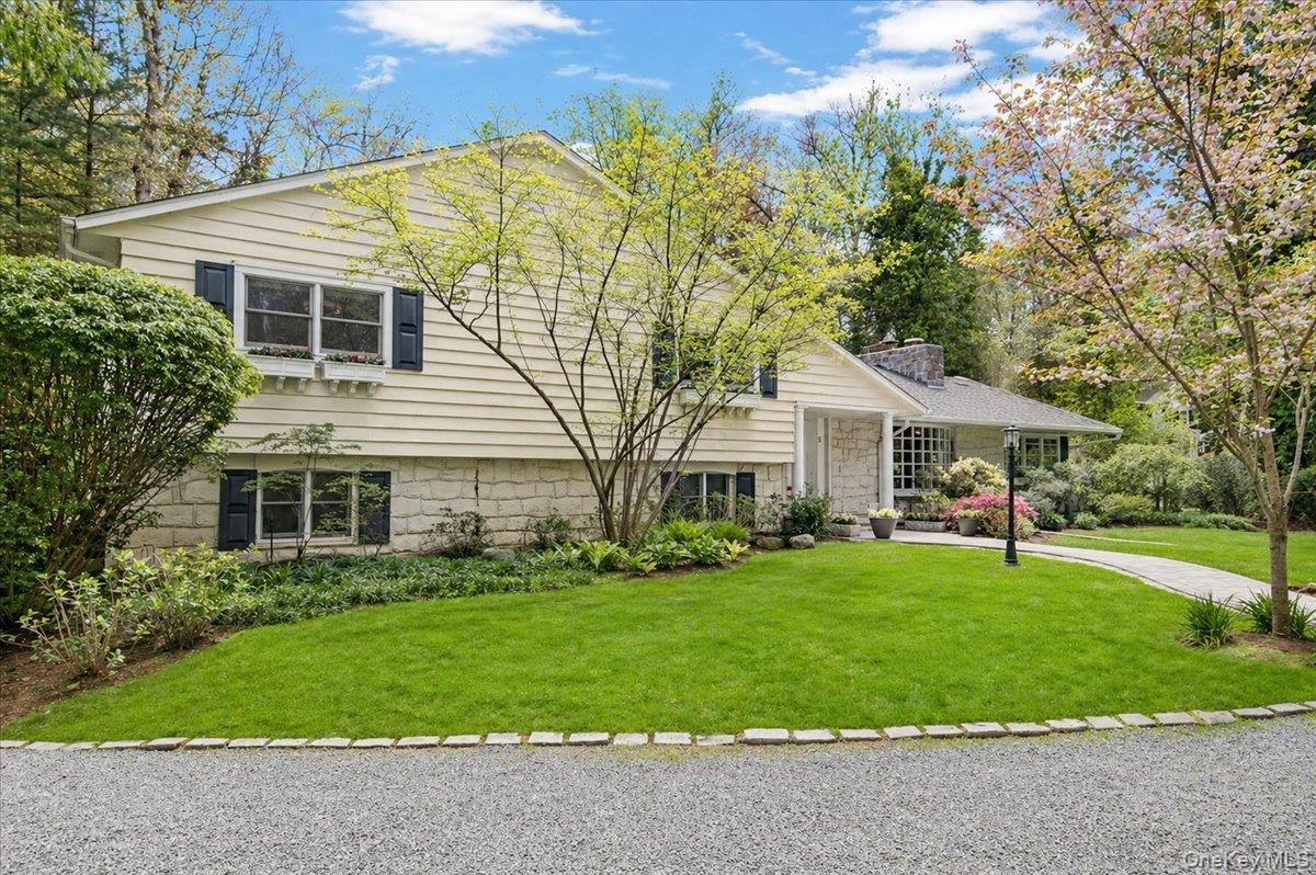 5 Fox Lane Property Photo 2