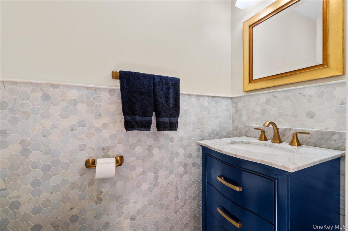 5 Fox Lane Property Photo 9