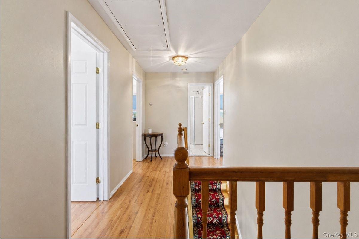 1433 Manatuck Boulevard Property Photo 12