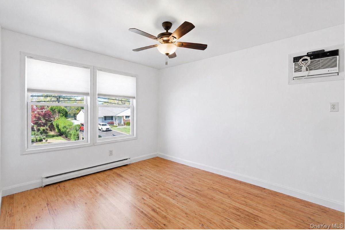 1433 Manatuck Boulevard Property Photo 13