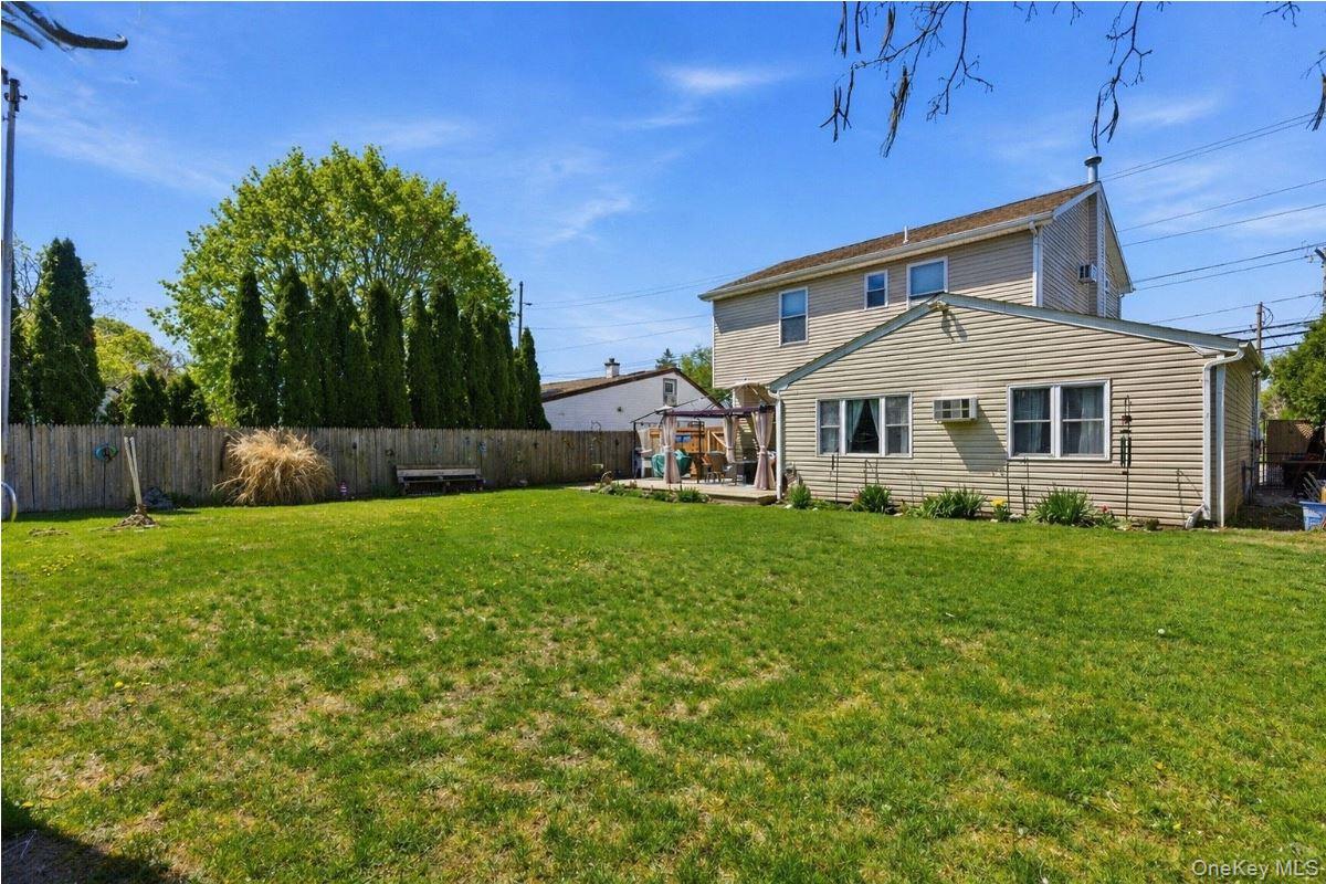 1433 Manatuck Boulevard Property Photo 26