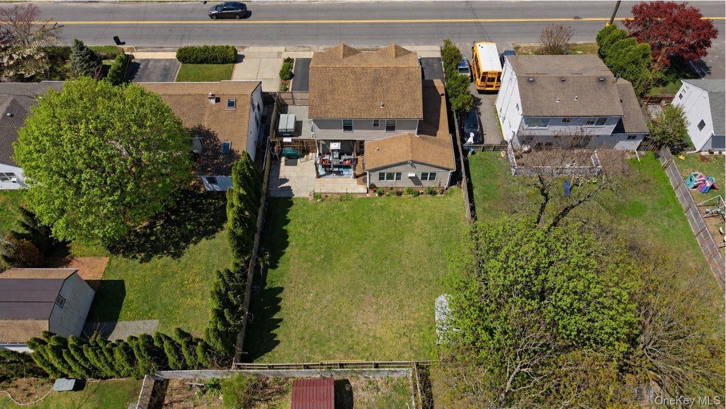 1433 Manatuck Boulevard Property Photo 32