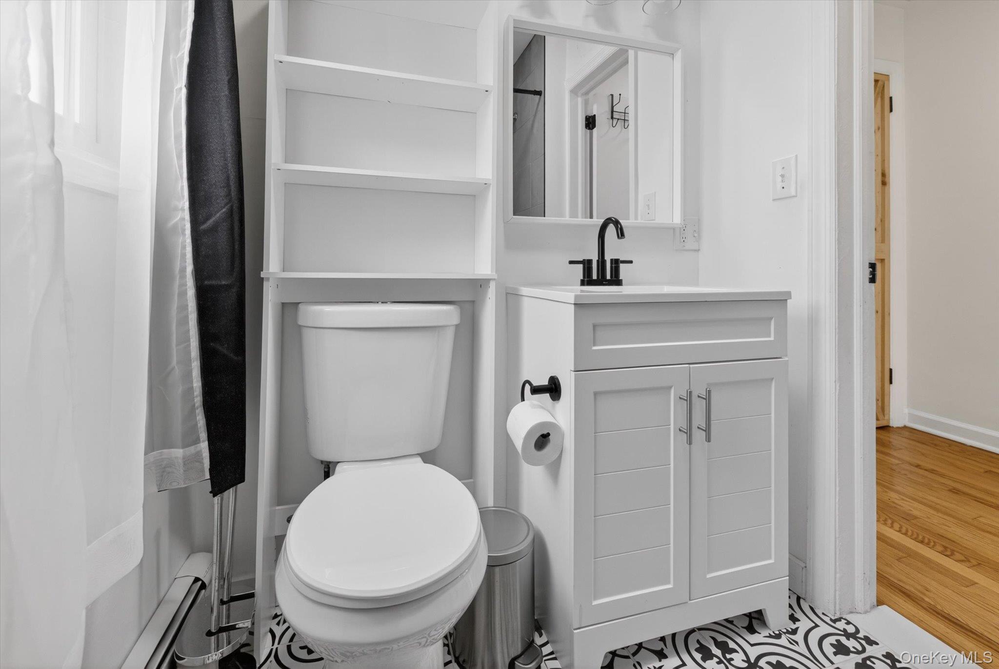 14 Roslyn Street Property Photo 11