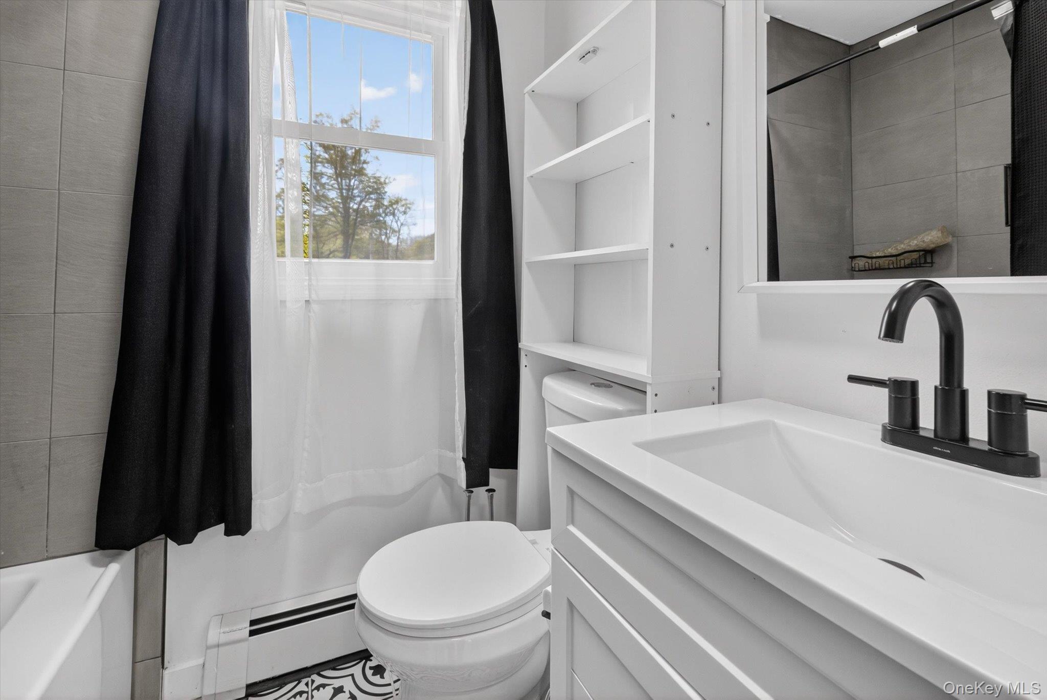 14 Roslyn Street Property Photo 12