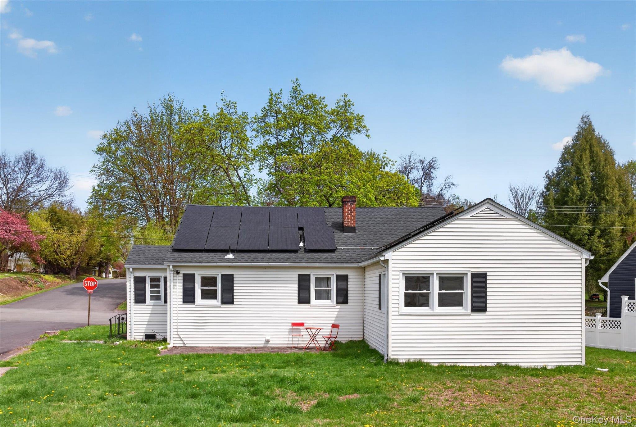 14 Roslyn Street Property Photo 26