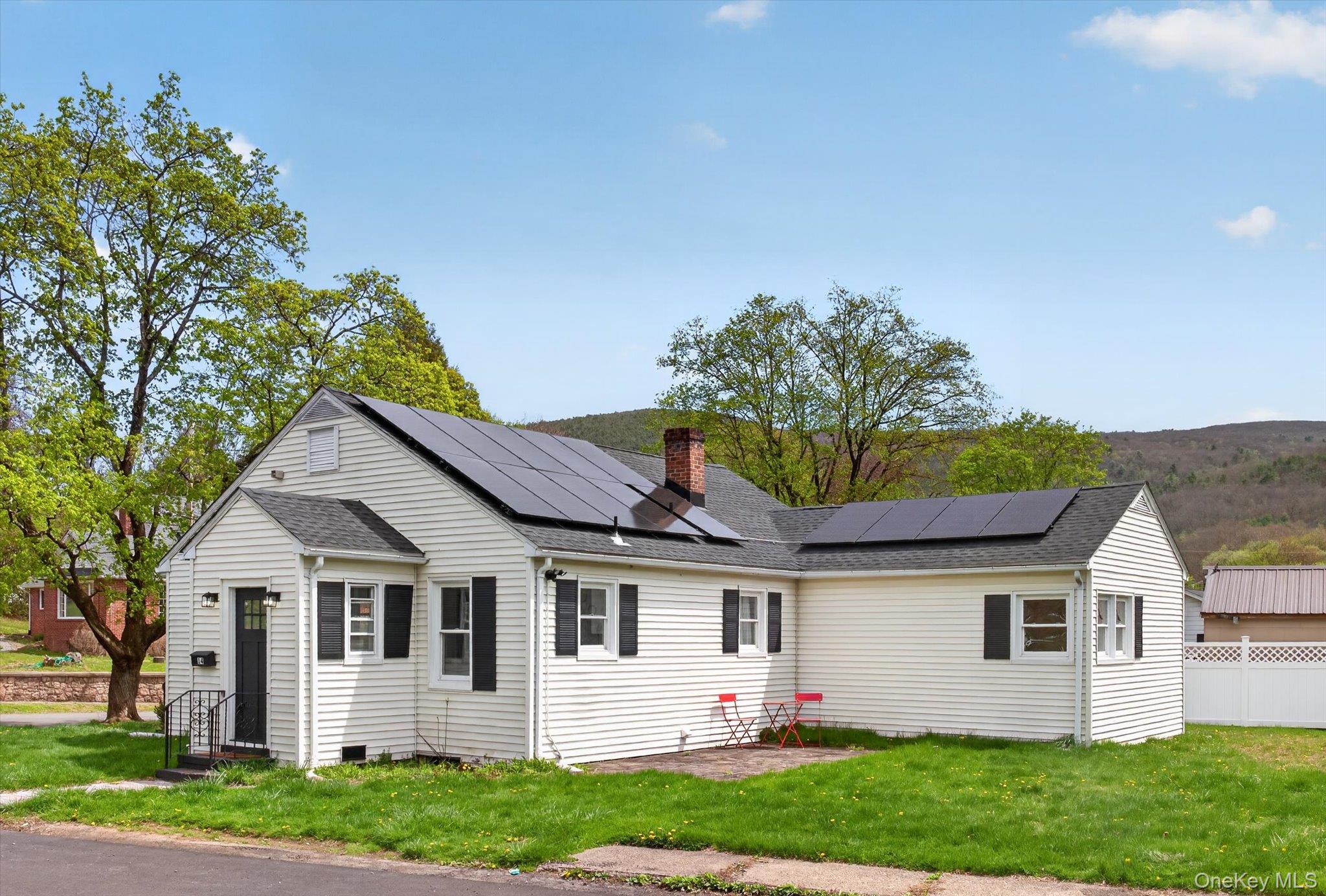 14 Roslyn Street Property Photo 29