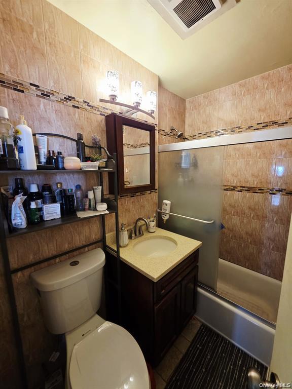 8900 170th Street 12f Property Photo 7