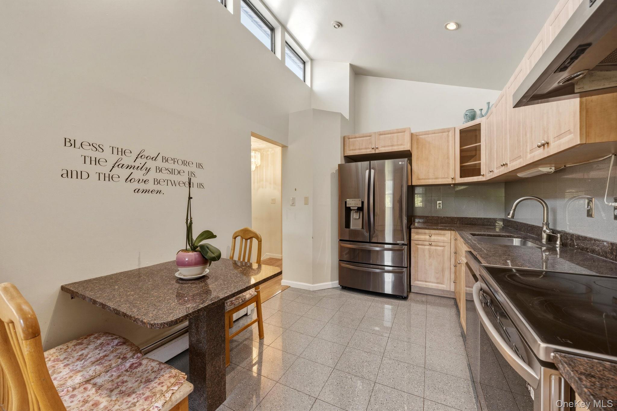 240-43 69 Avenue Property Photo 19
