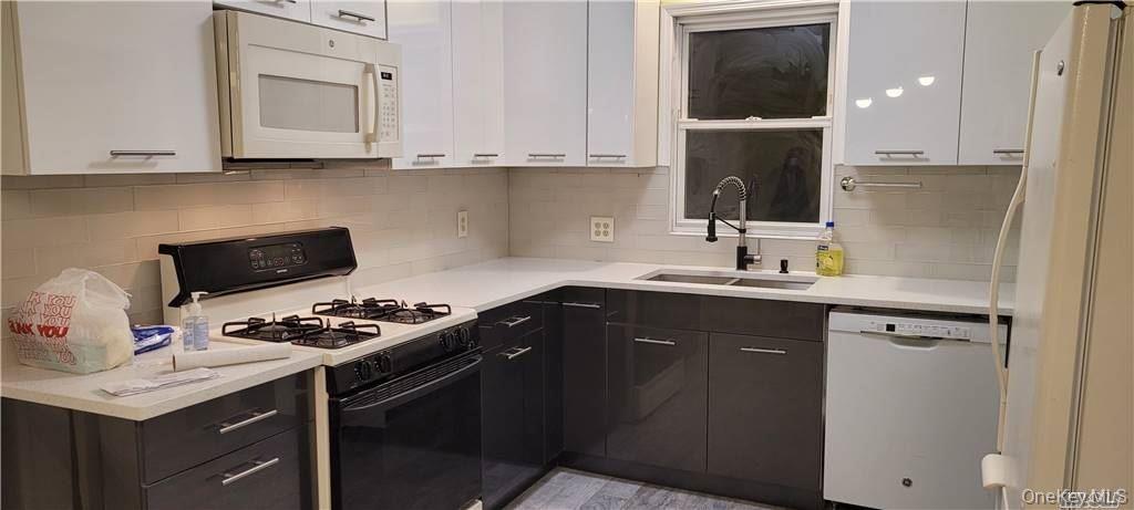 63 E Dover Street Property Photo 4