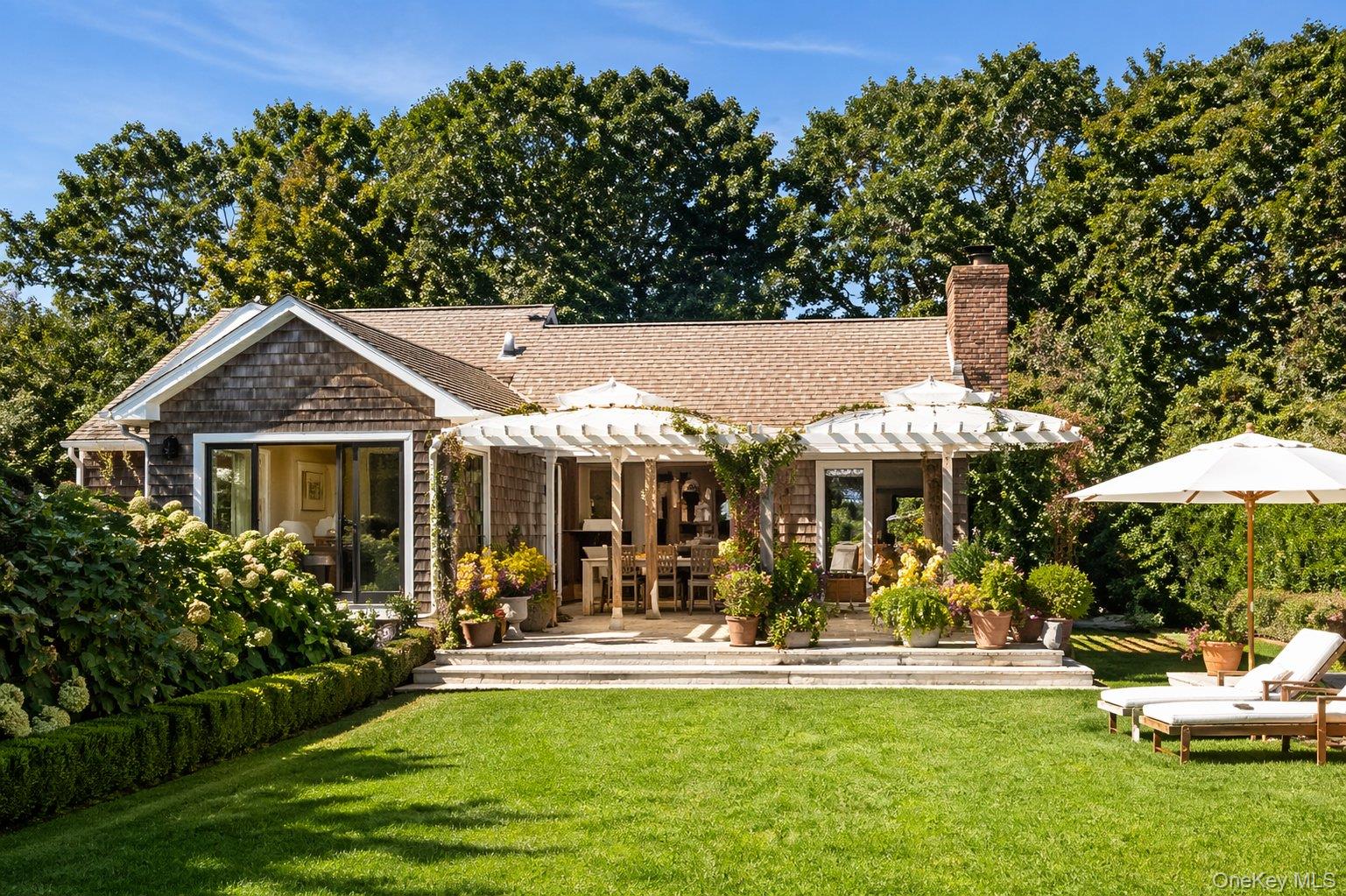 44 Straight Path Property Photo 1