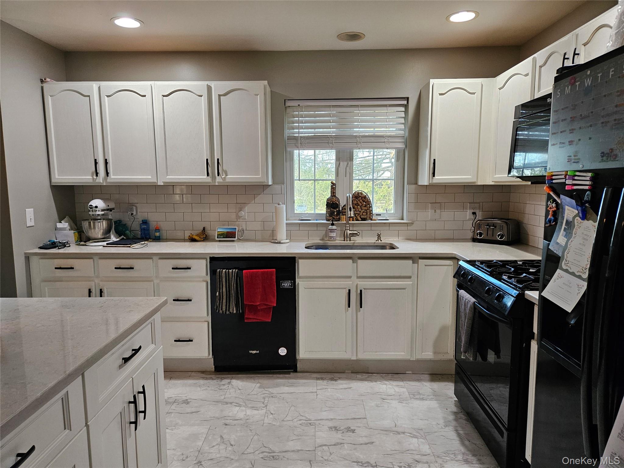 35 Maple Avenue Property Photo 4