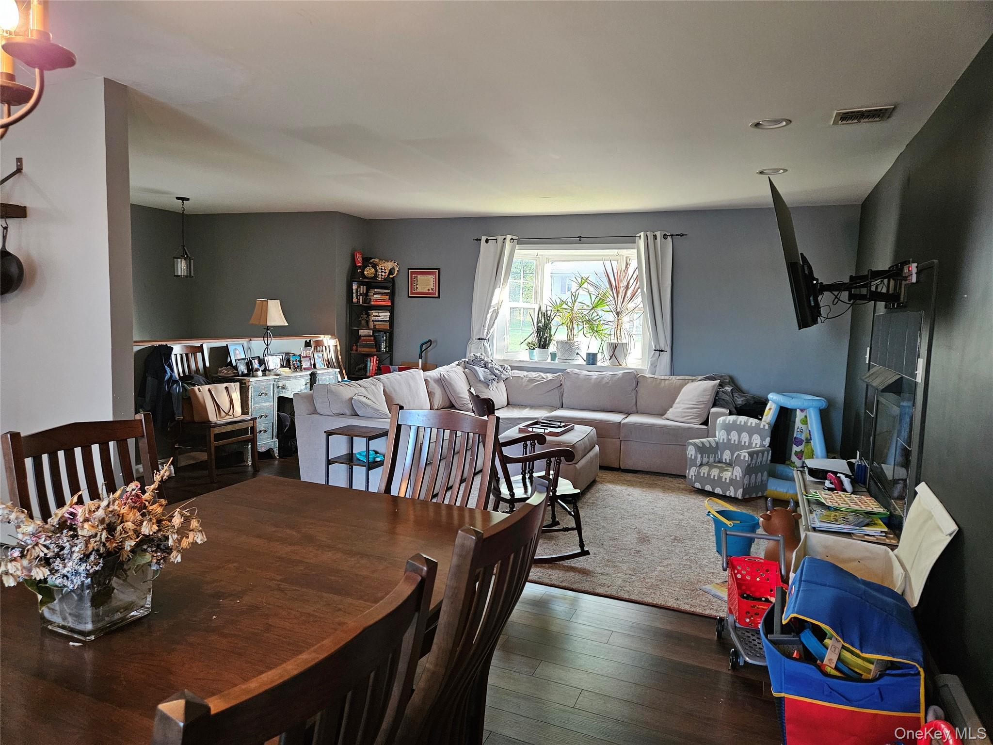 35 Maple Avenue Property Photo 9