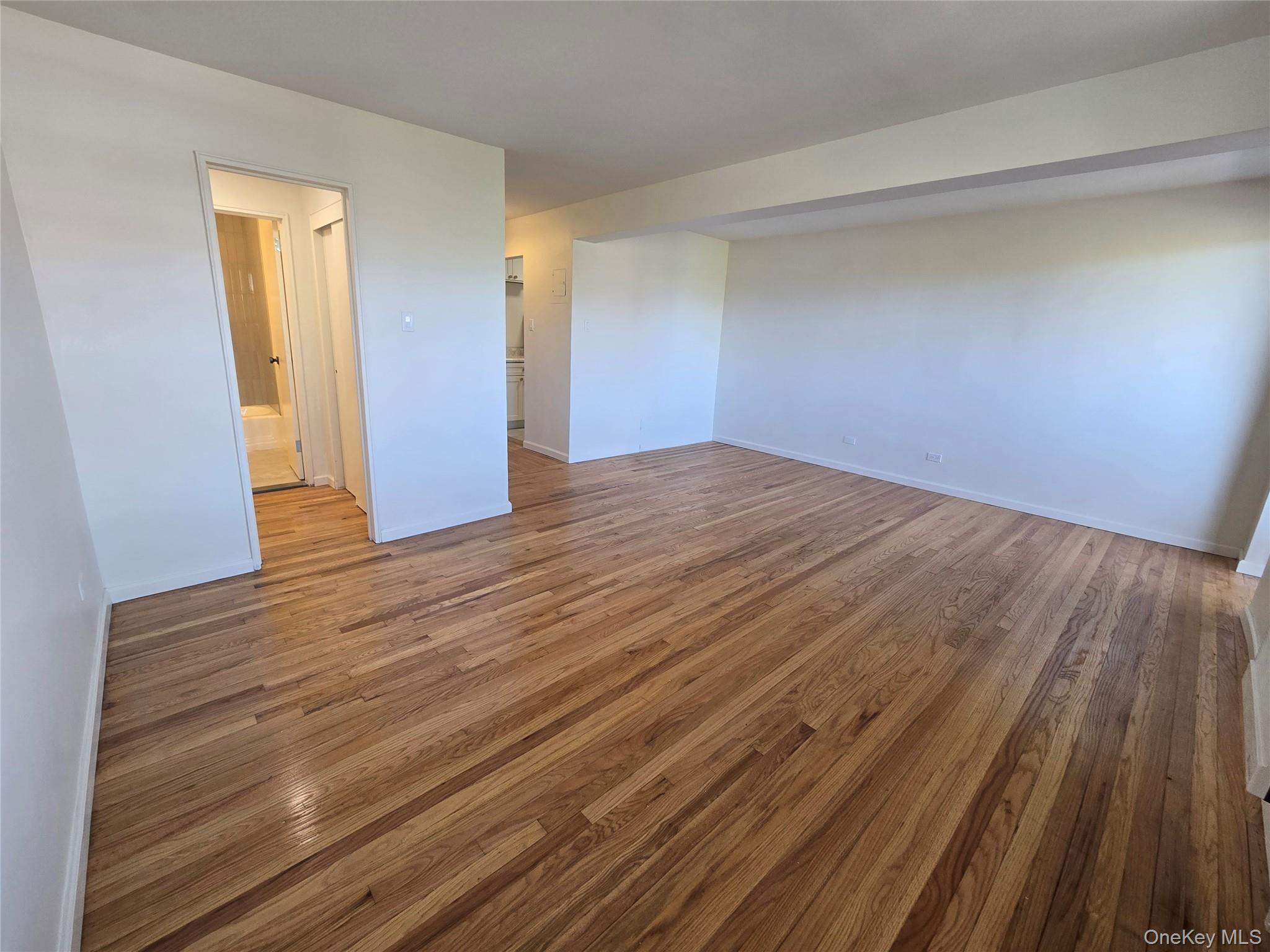86-10 151st Avenue 5n Property Photo 4