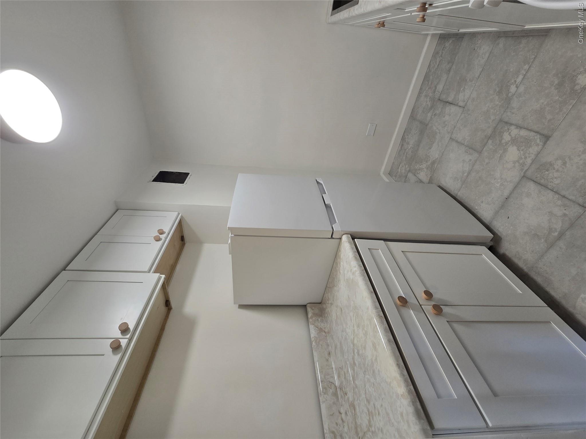 86-10 151st Avenue 5n Property Photo 10