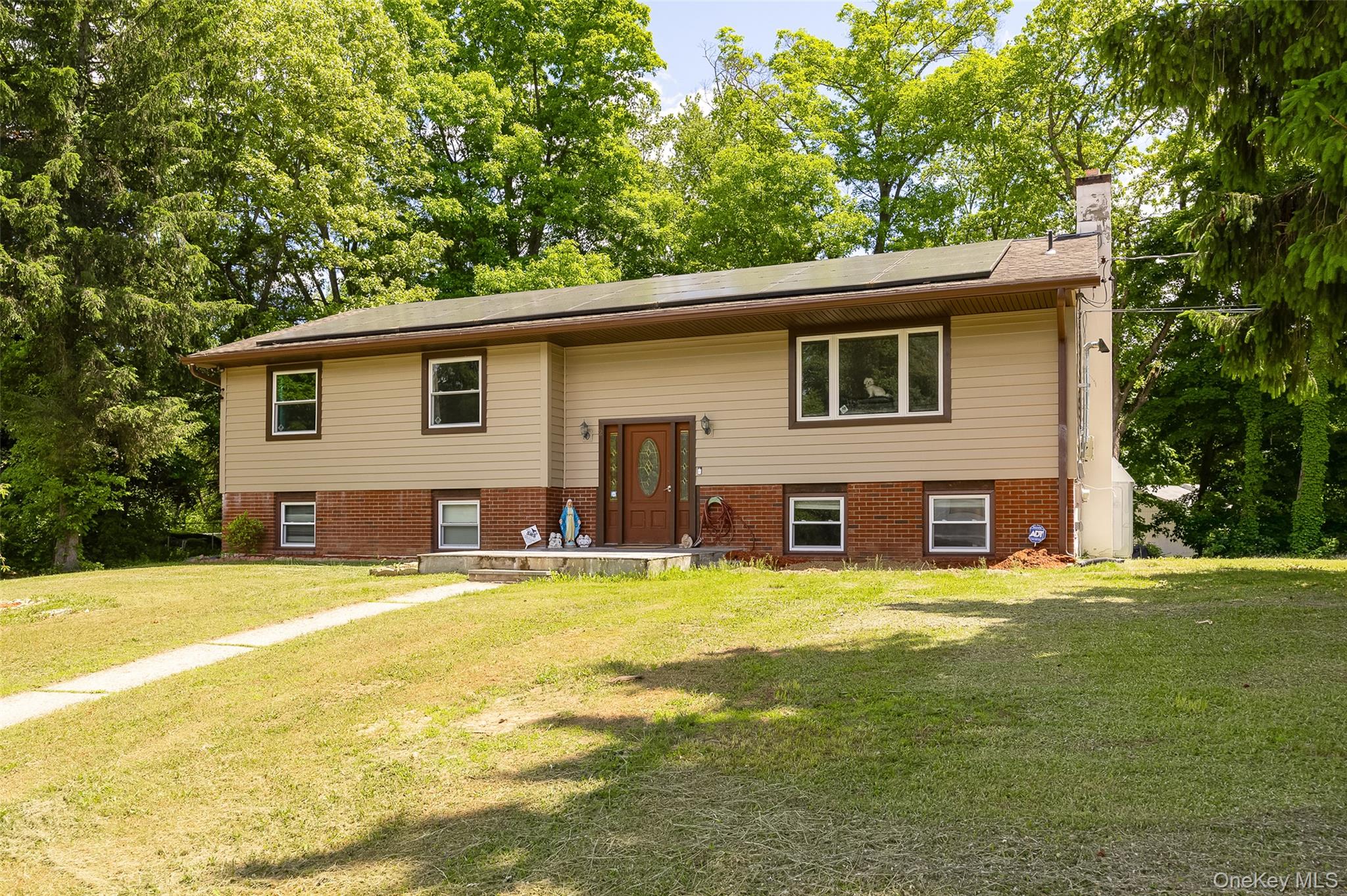 2 Lawrence Road Property Photo 1