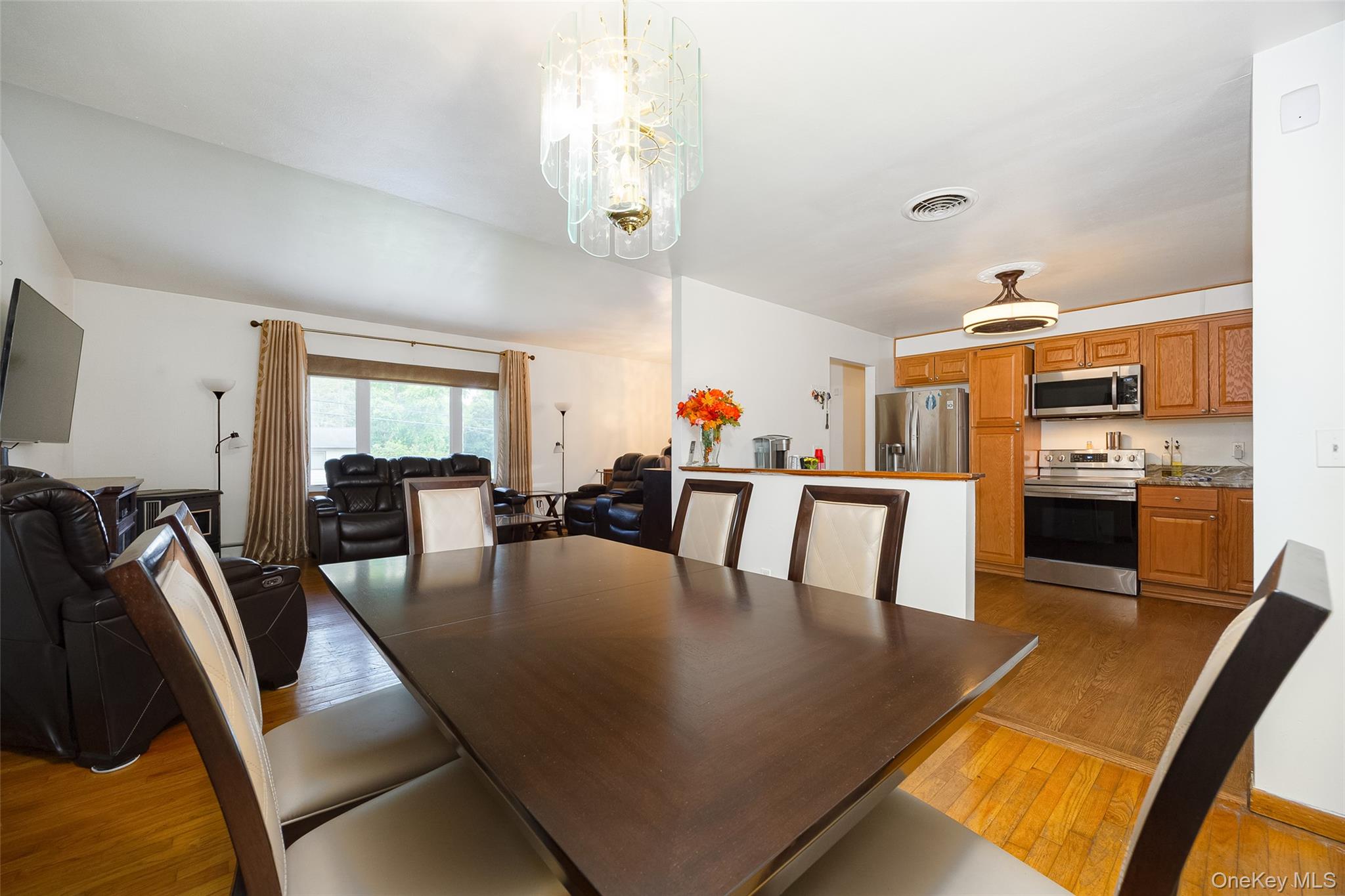 2 Lawrence Road Property Photo 9