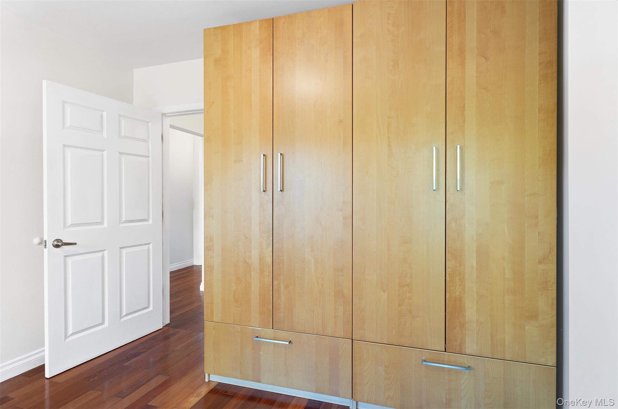 7119 162nd Street 2i Property Photo 6